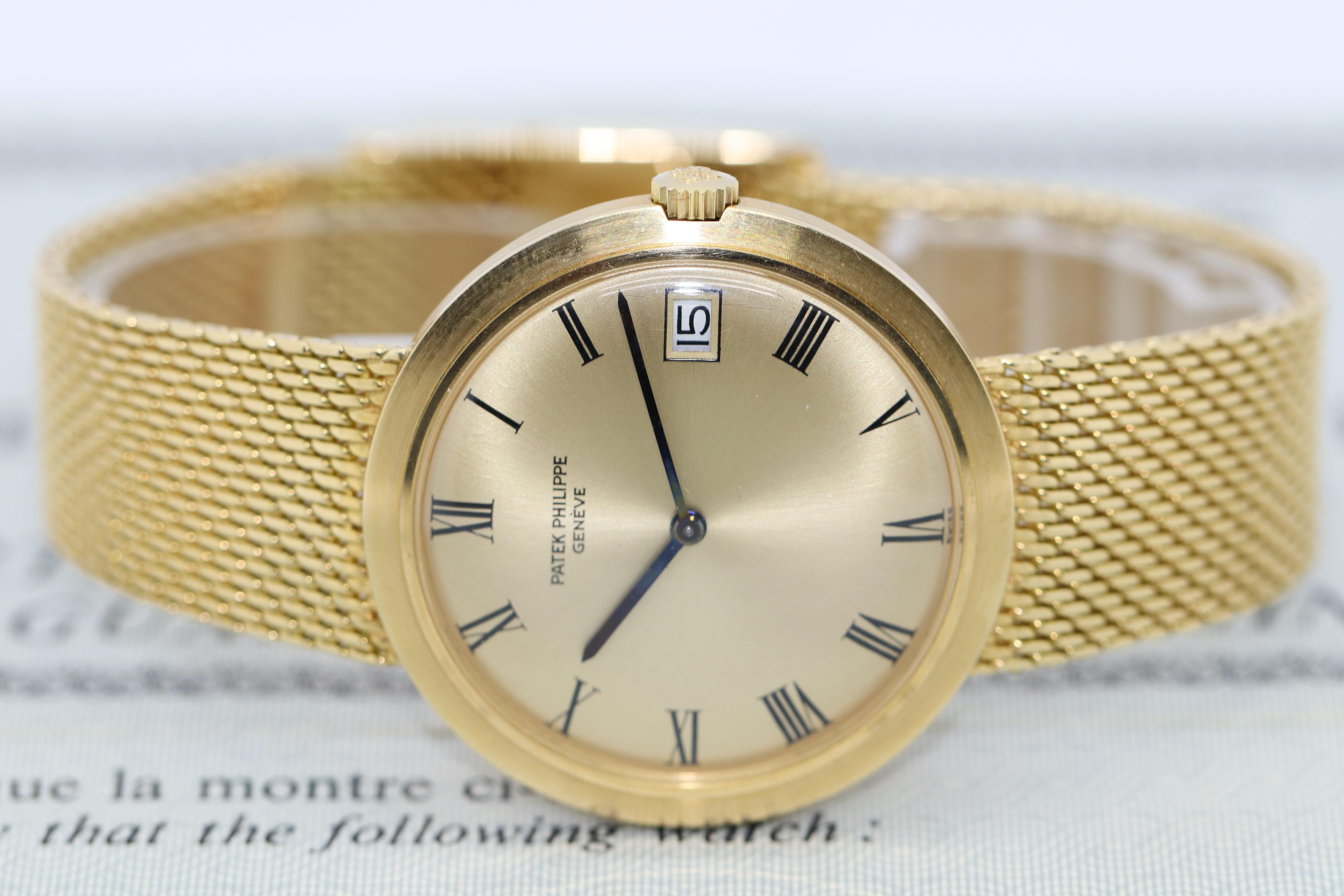 18 Karat Gold Patek Philippe Calatrava Ref. 3565/1, Full Set, Mint, Unpolished In Excellent Condition In Berlin, DE