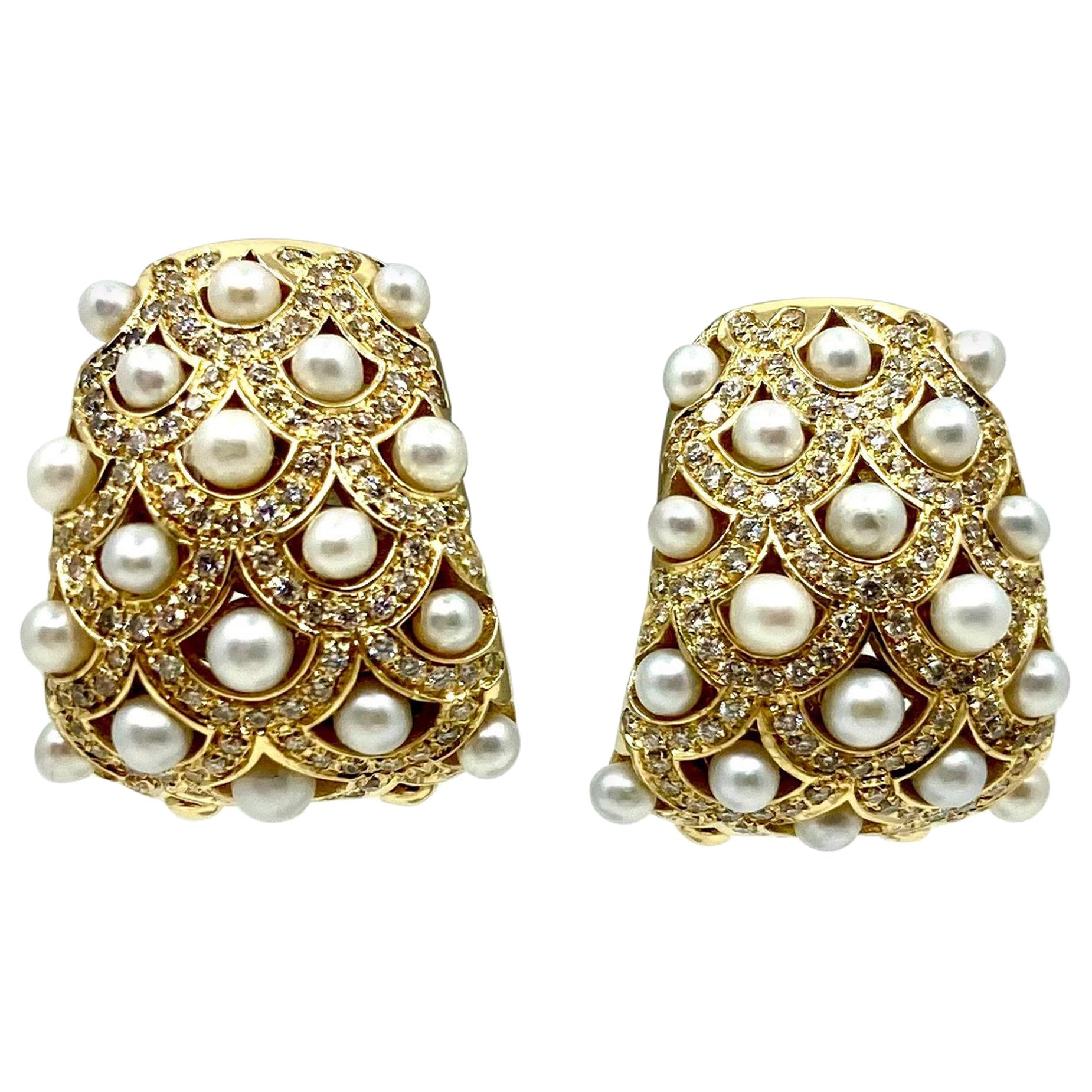 18 Karat Gold Pearls and Diamonds Earrings For Sale