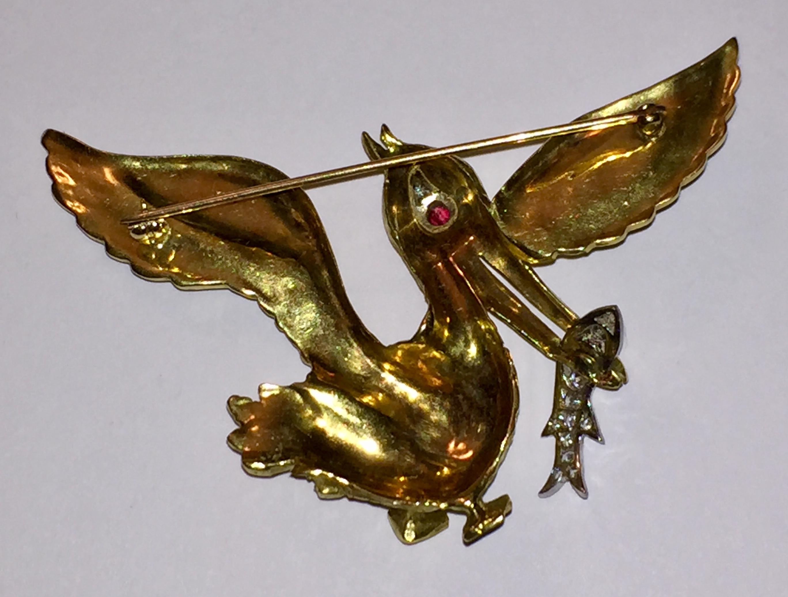 18 Karat Gold Pelican Enamel Pin with Ruby Eye and Pave Diamond Fish For Sale 2