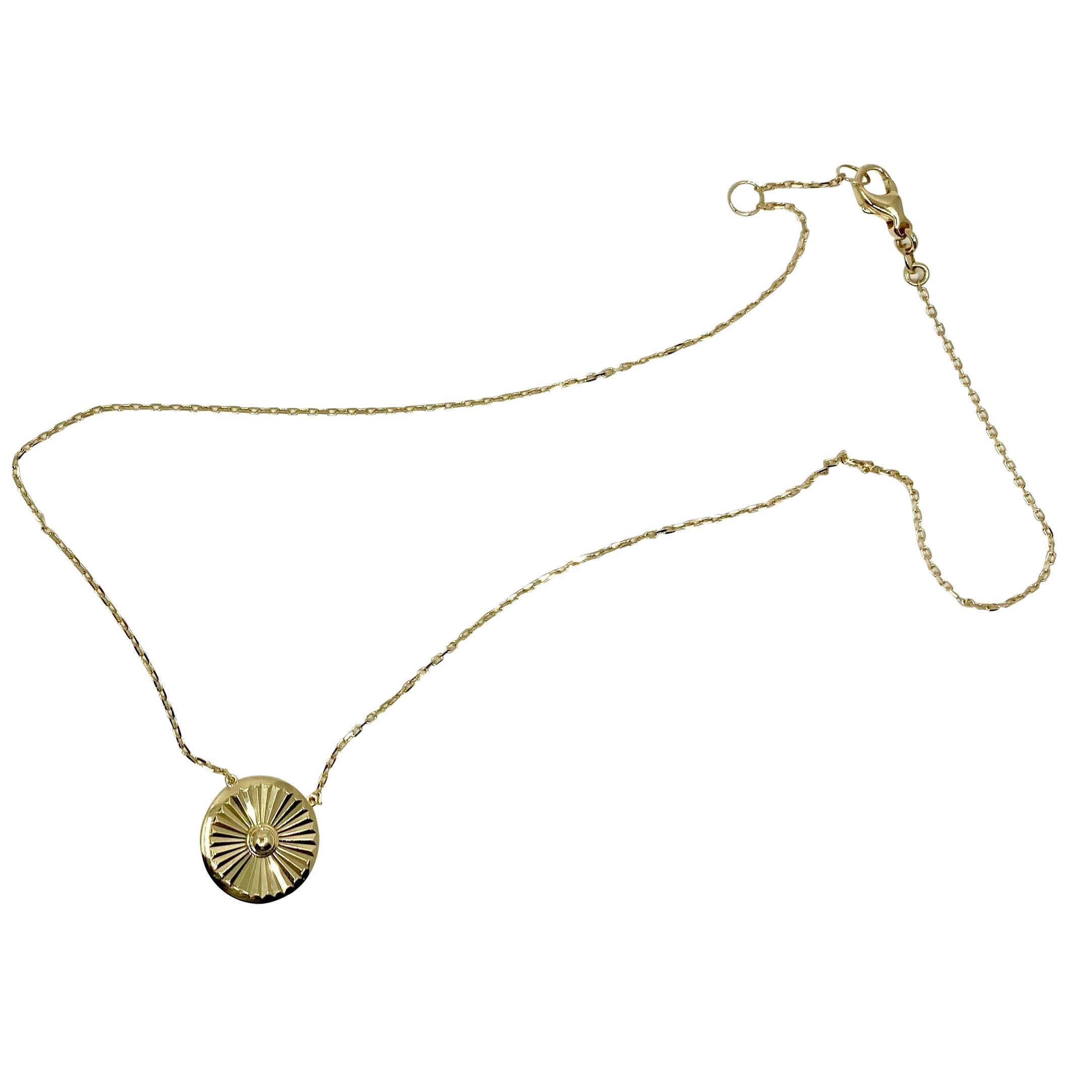 18 Karat Gold Pendant, Large size For Sale