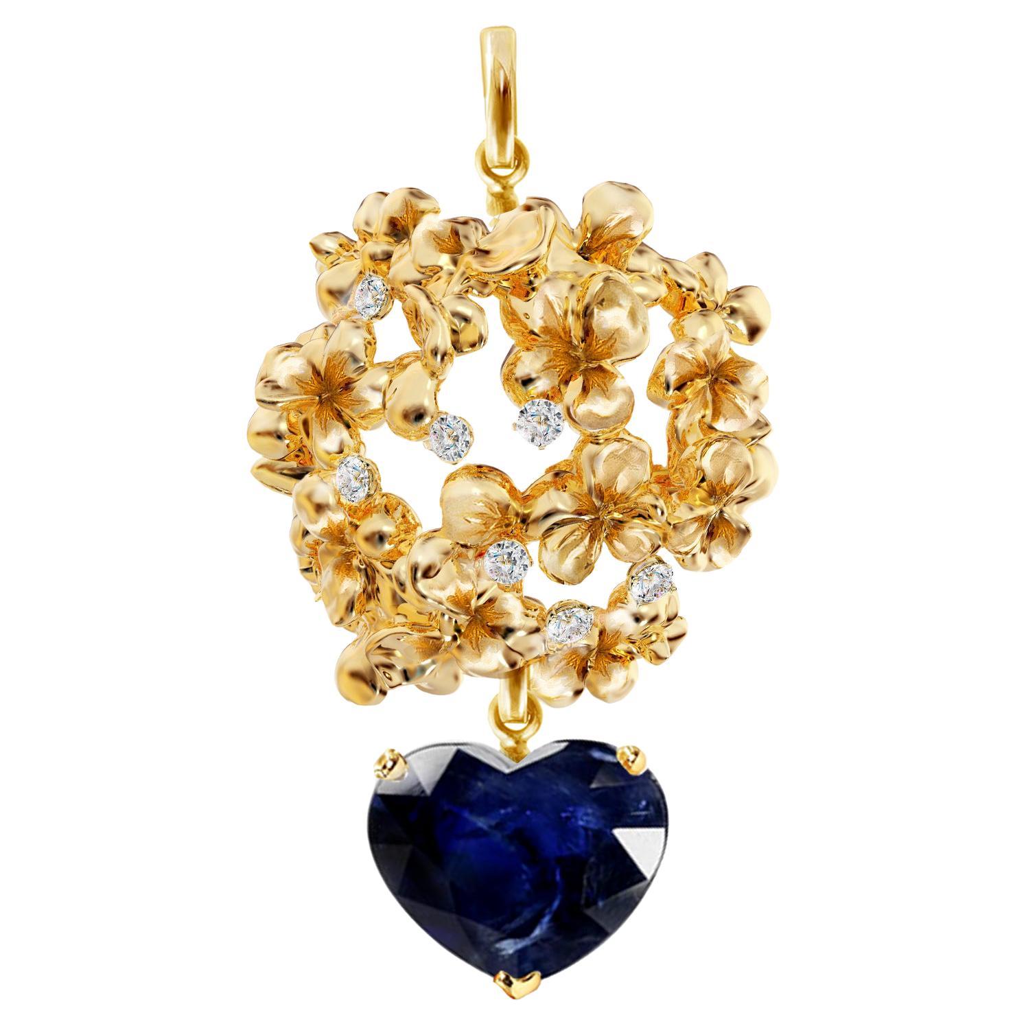 Six Carats Heart Cut Sapphire and Diamonds Yellow Gold Pendant Necklace For Sale