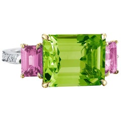 Paolo Costagli 18 Karat Gold Peridot 6.36 Carat, Pink Sapphire and Diamond Ring