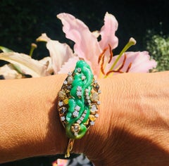 18 Karat Gold Peter Lindeman Jade Rough Cut VS Diamond Bangle Bracelet Cuff