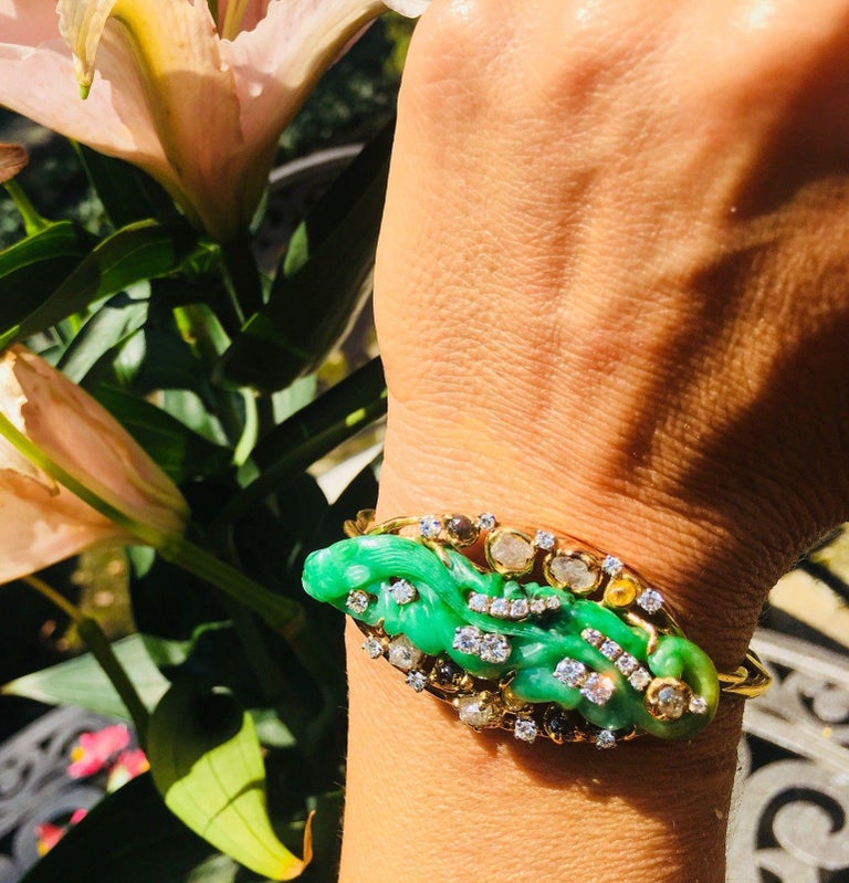 18 Karat Gold Peter Lindeman Jade Rough Cut VS Diamond Bangle Bracelet