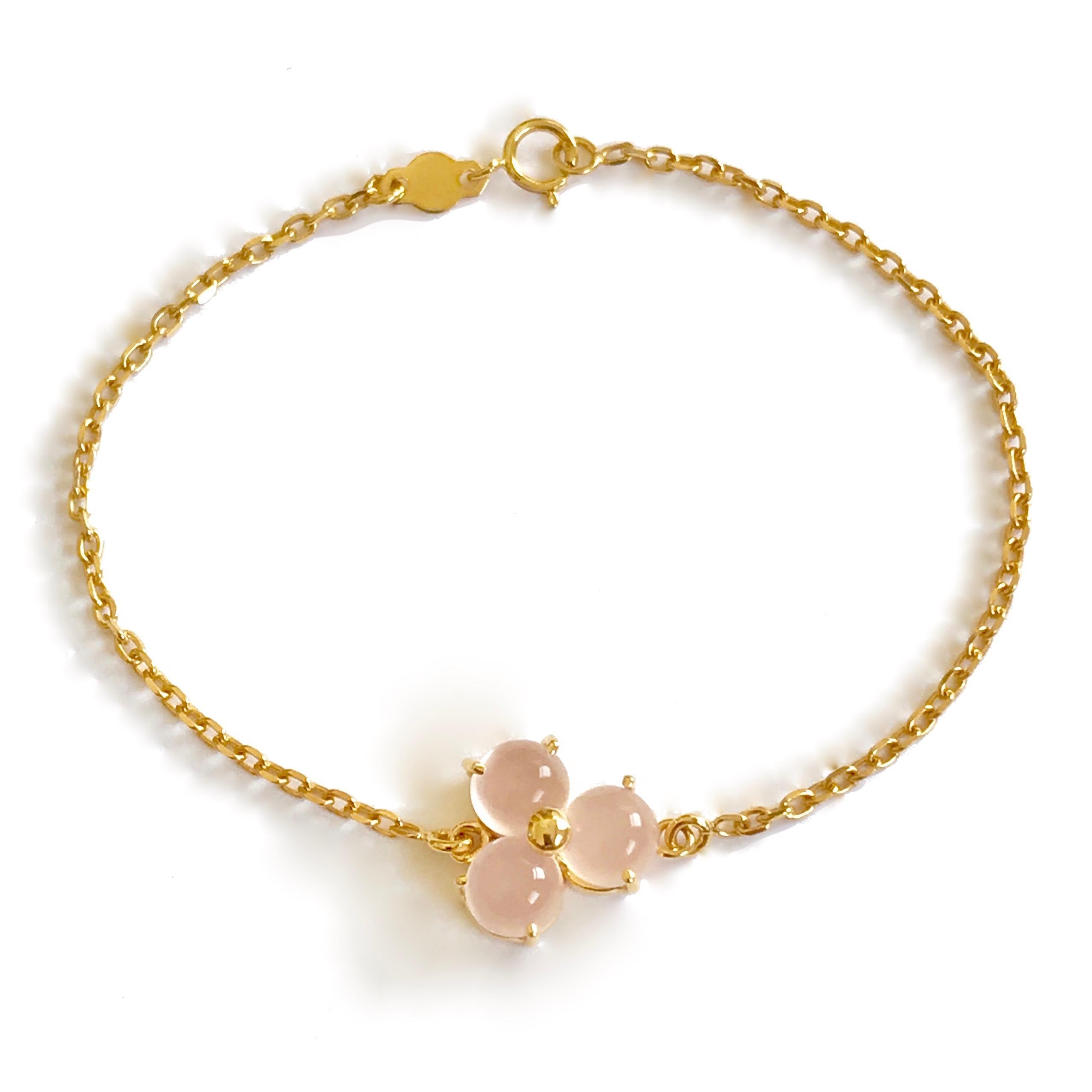 Contemporary 18 Karat Gold Pink Blossom Flower Charm Chain Bracelet