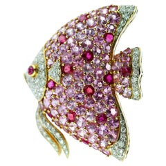 18 Karat Gold Pink Sapphire Diamond Ruby Pave Fish Pin Scarf Clip Piscis Brooch