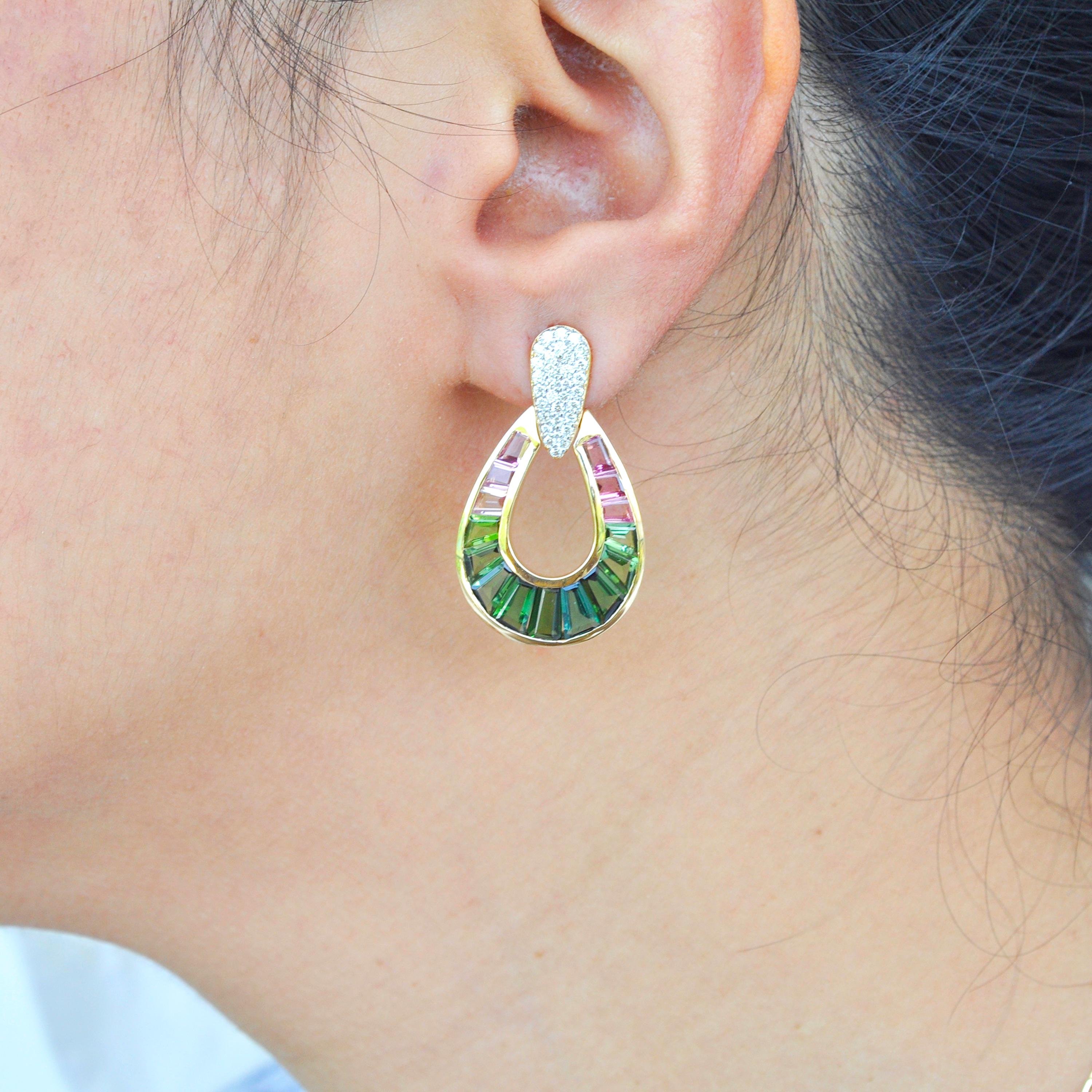 Contemporary 18 Karat Gold Pink Tourmaline Green Tourmaline Diamond Dangle Drop Earrings