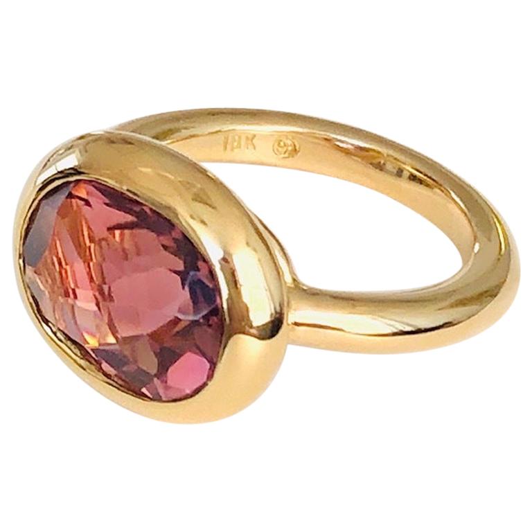 18 Karat Gold Pink Tourmaline Ring For Sale
