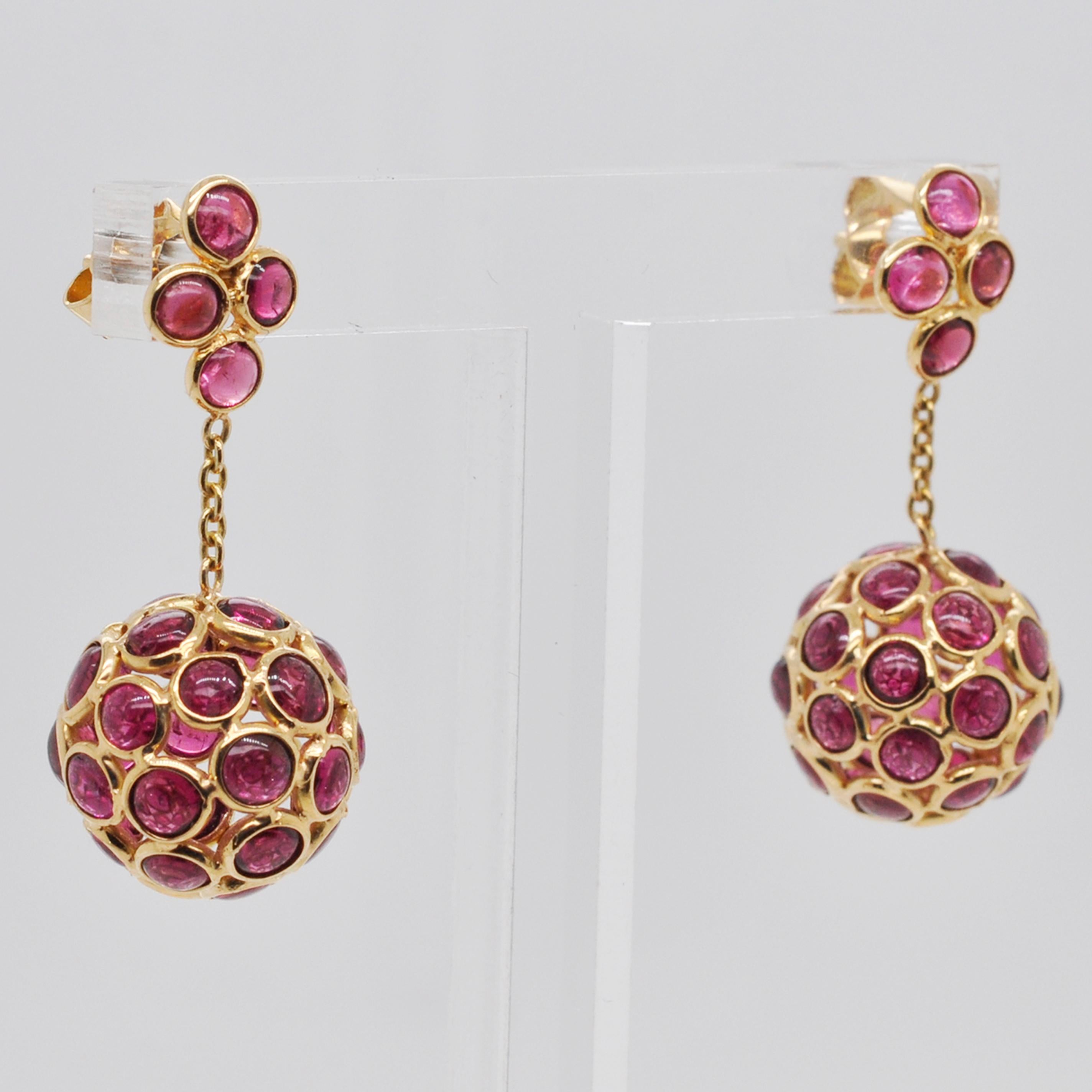 Women's 18 Karat Gold Pink Tourmaline Round Dangling Ball Earrings For Sale