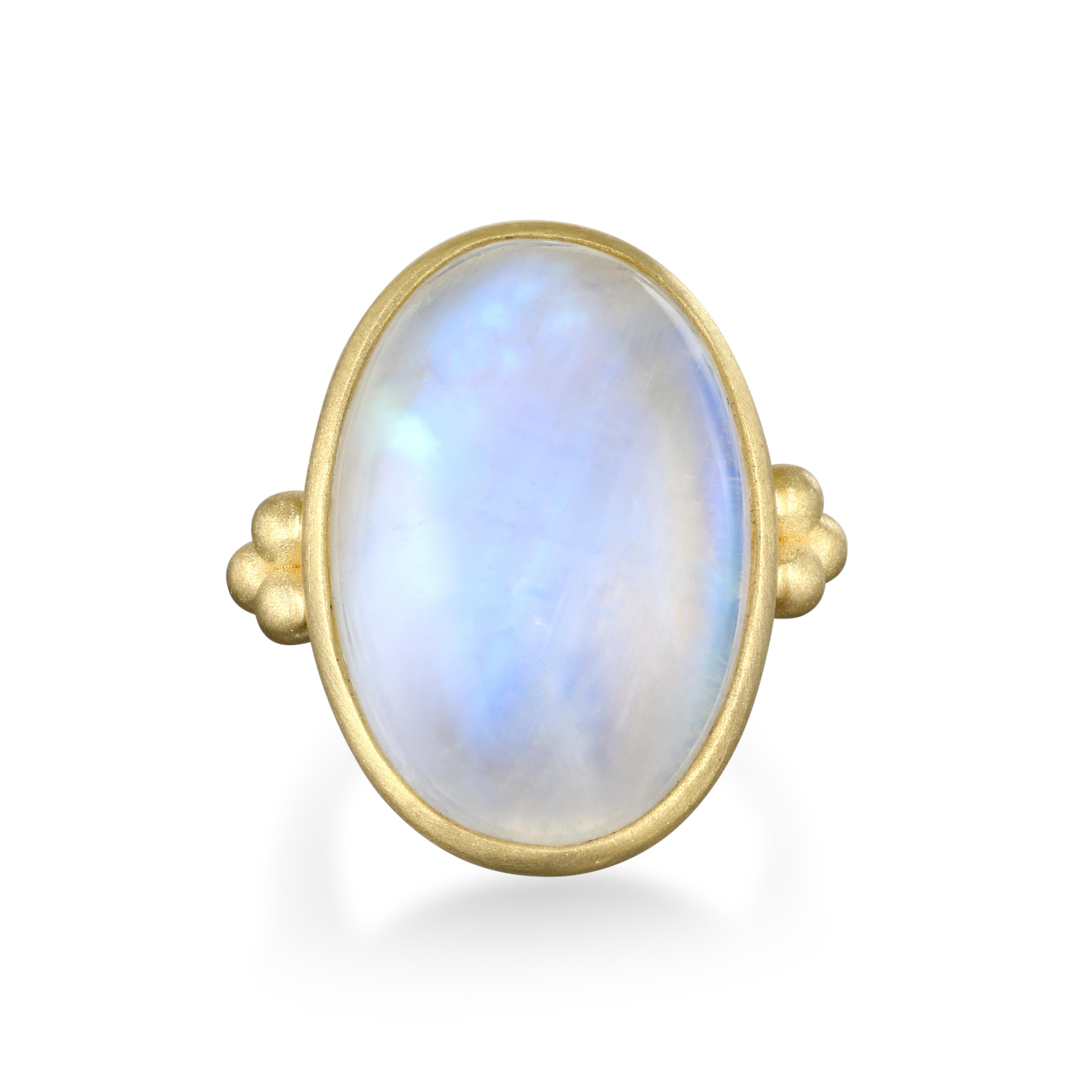 18 Karat Gold Rainbow Moonstone Bezel Ring