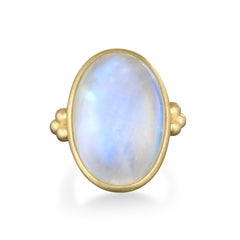 18 Karat Gold Rainbow Moonstone Bezel Ring
