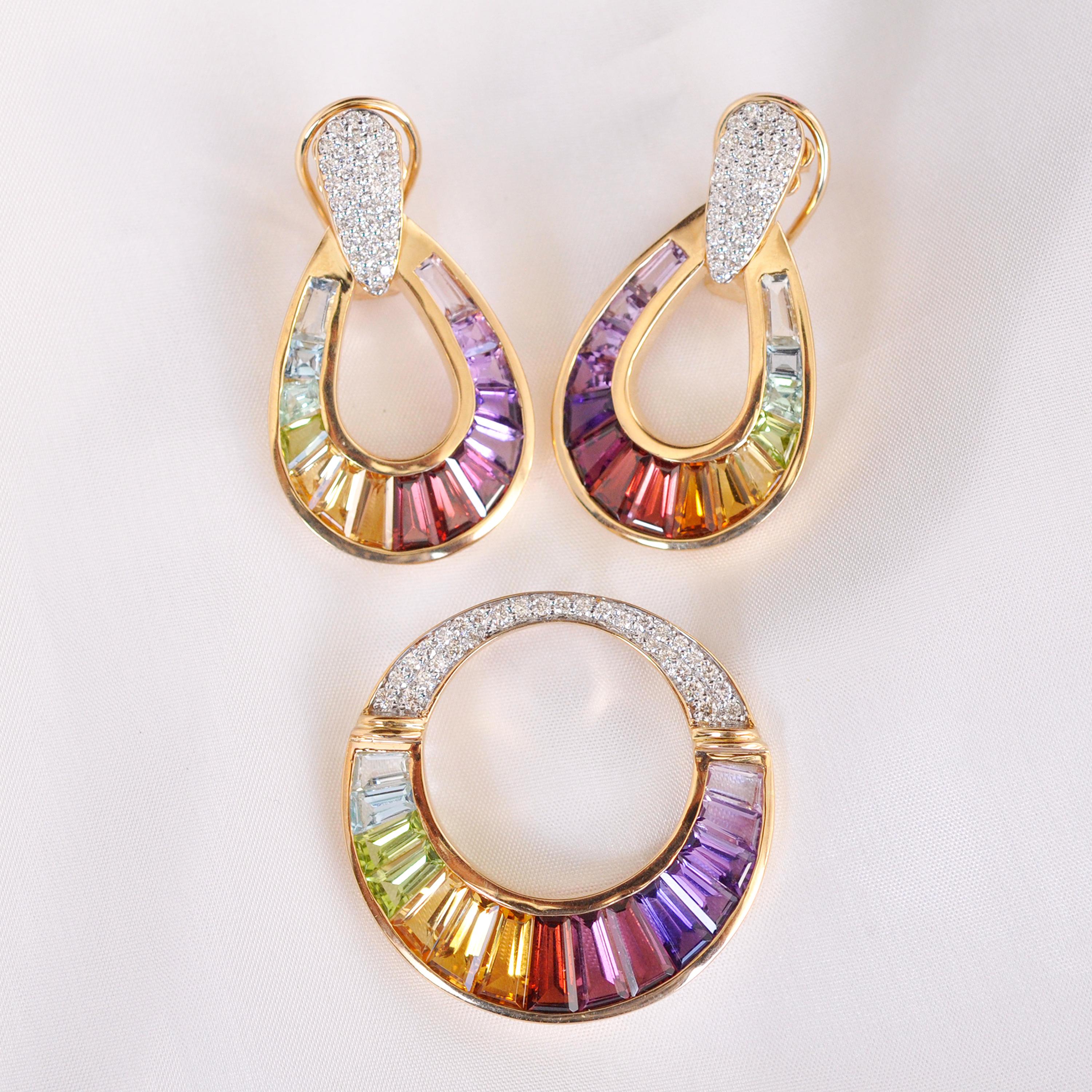18 Karat Gold Rainbow Multicolor Baguette Diamond Pendant Necklace Earrings Set 5
