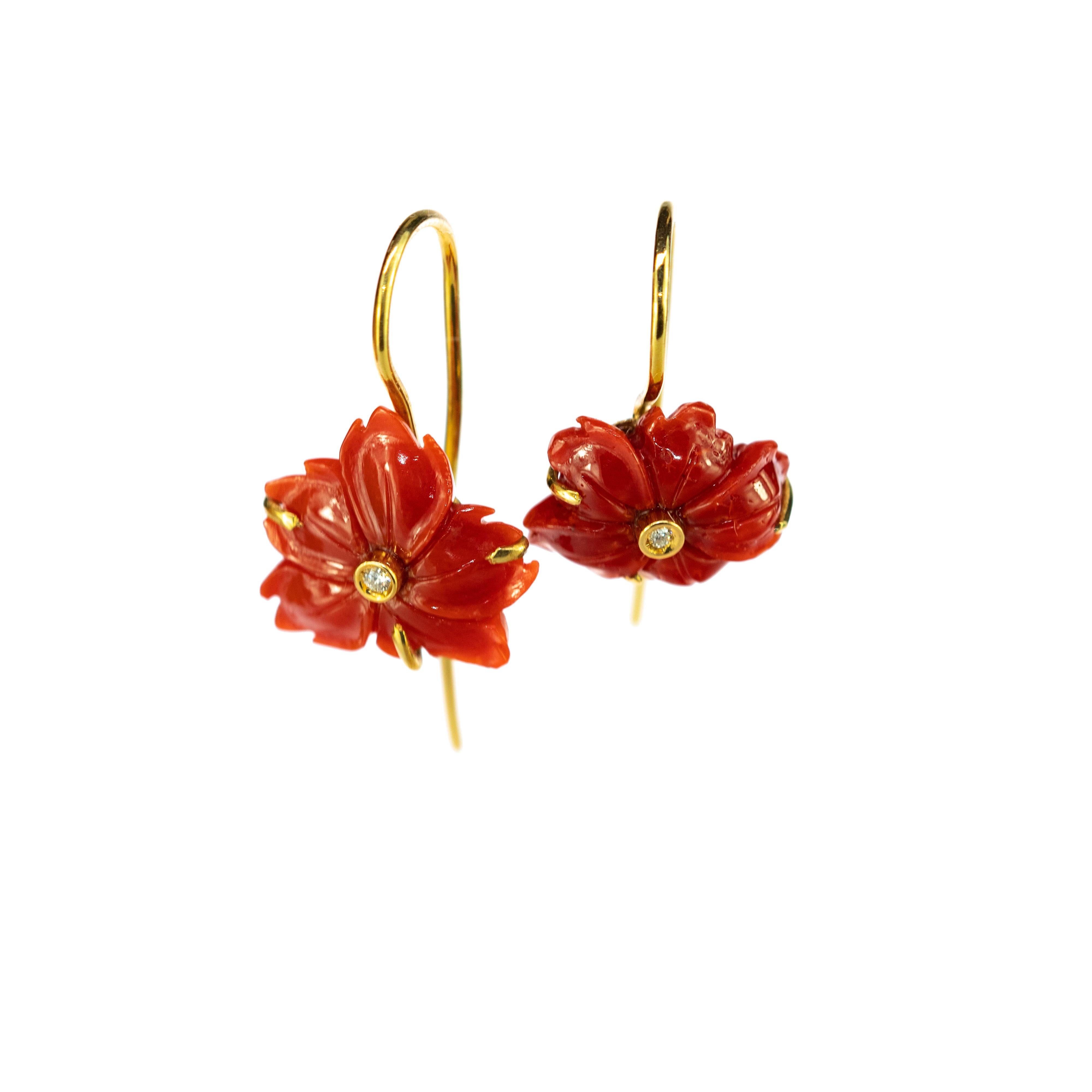 Art Nouveau 18 Karat Gold Red Coral Diamond Carved Flower Dangle Drop Crafted Earrings