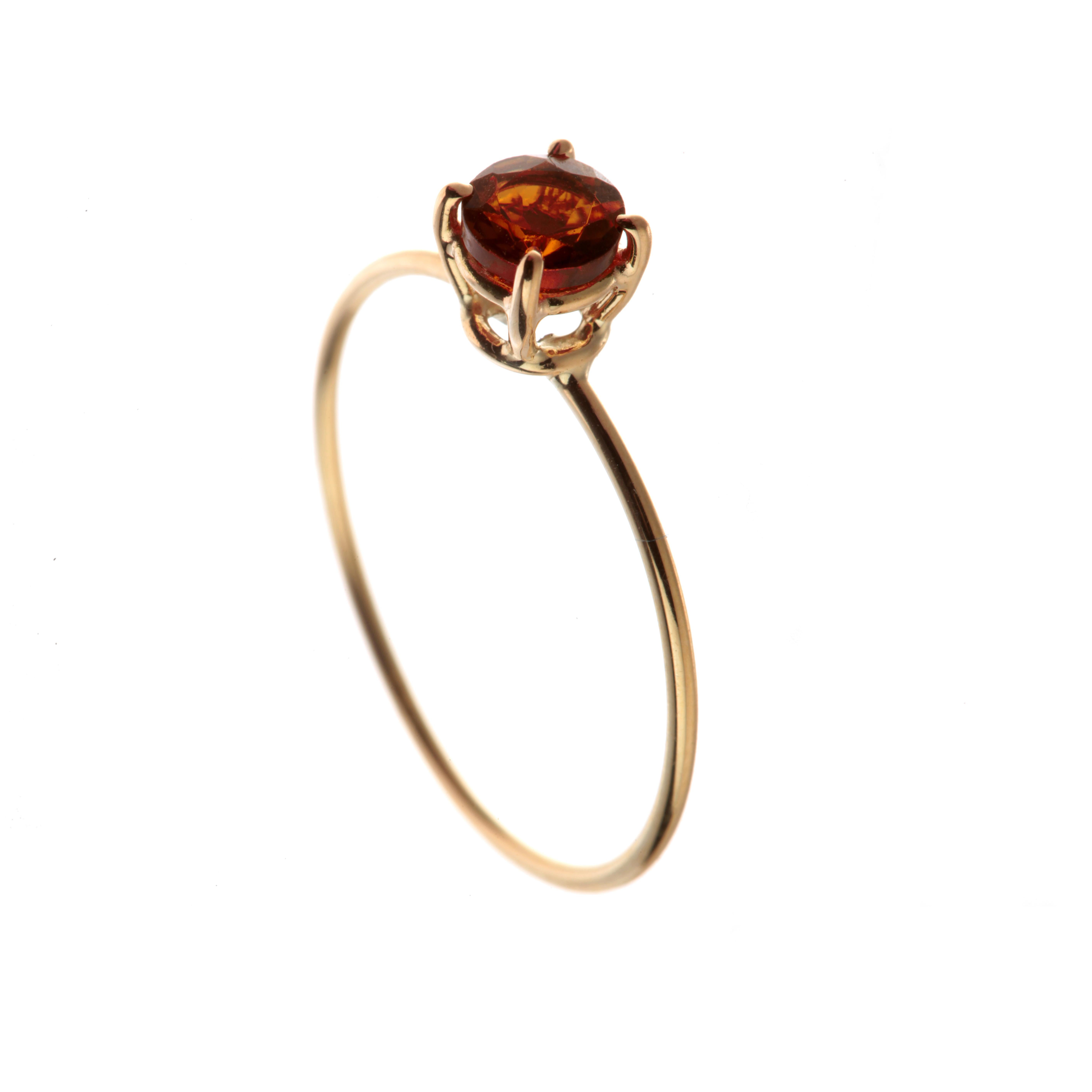 Taille brillant Bague cocktail chic et moderne en or 18 carats avec tourmaline rouge, faite à la main en vente