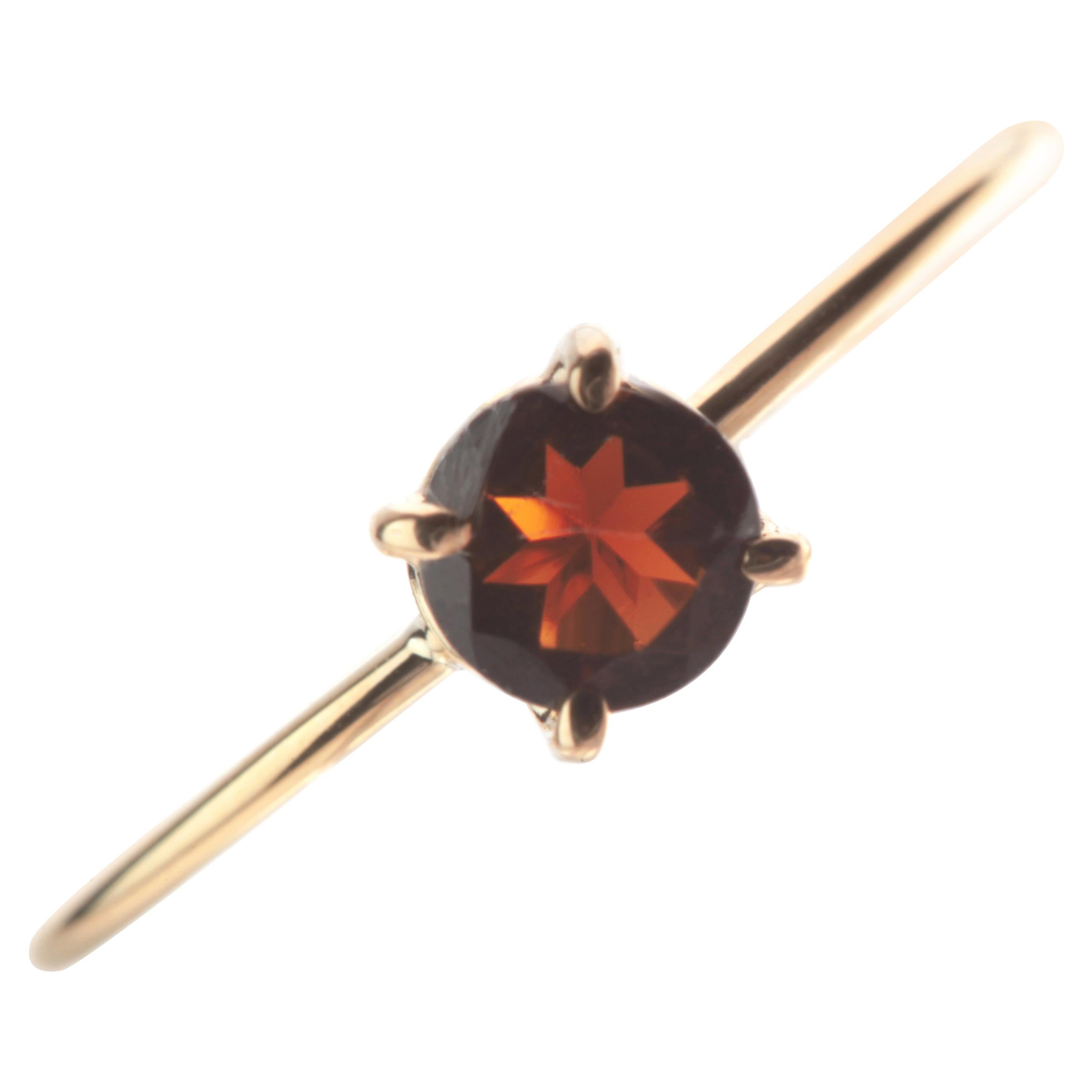 Bague cocktail chic et moderne en or 18 carats avec tourmaline rouge, faite à la main