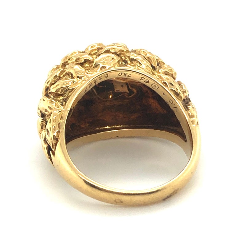 18 Karat Gold Ring by Van Cleef & Arpels In Good Condition For Sale In Zurich, CH
