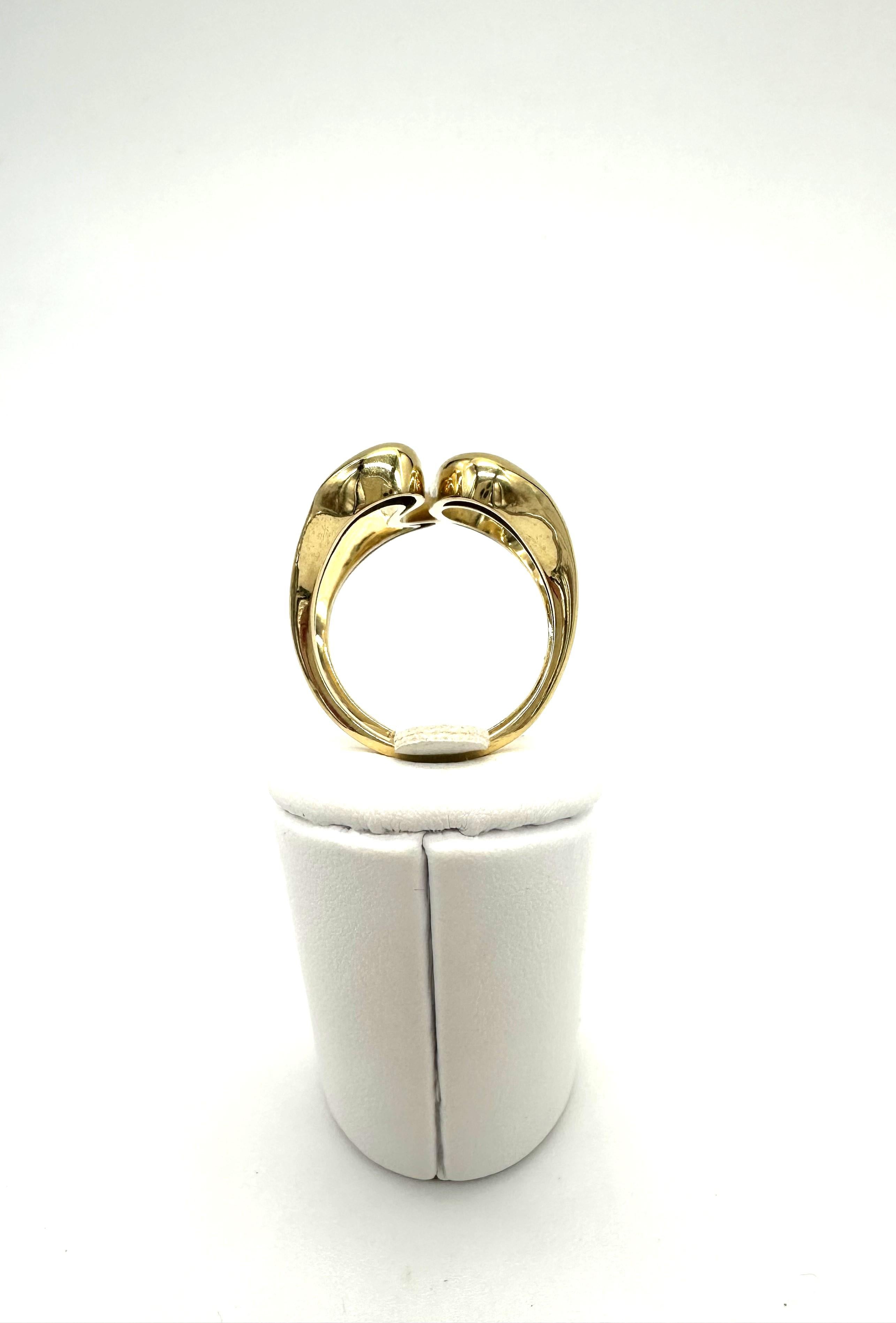 Women's or Men's 18 Karat Gold Ring For Sale