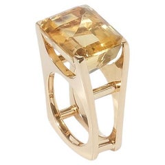 18 karat gold ring with citrin made in 1965.