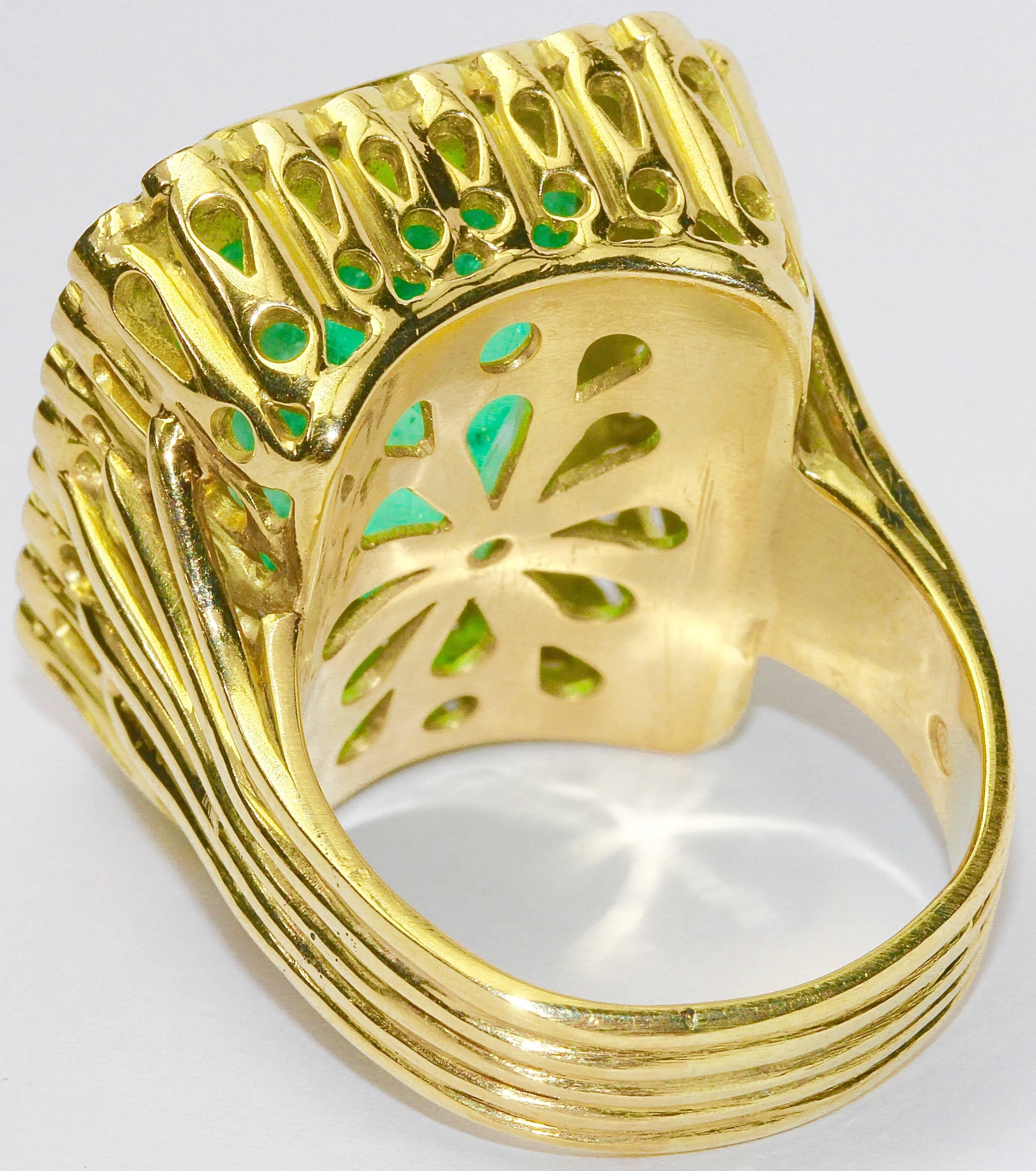 Modern 18 Karat Gold Ring with Huge 24 Carat Emerald and 30 Diamonds For Sale