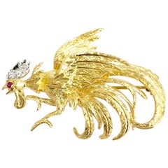 Vintage 18 Karat Gold Rooster Brooch with Diamonds and Ruby Eye