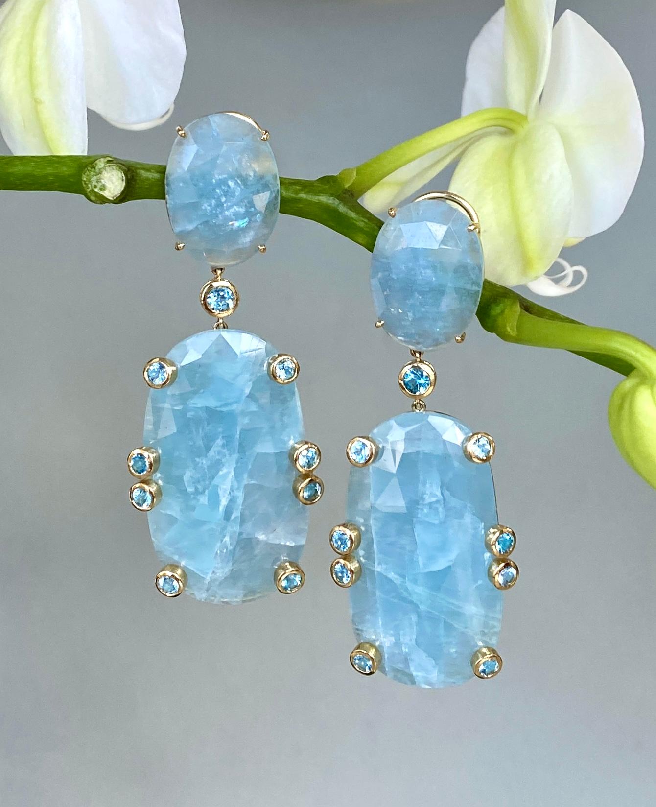 difference between blue topaz and aquamarine