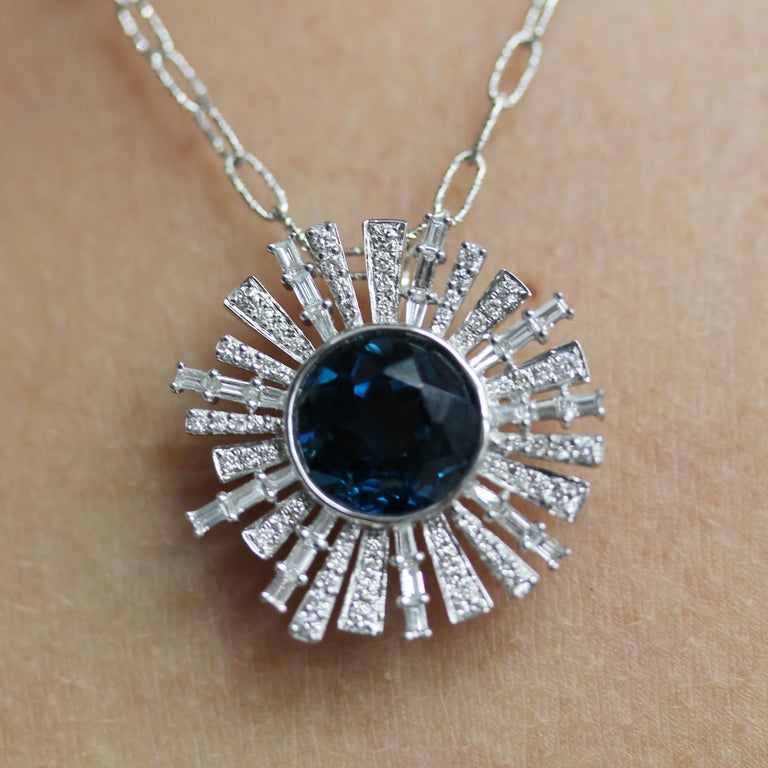 18 Karat Gold Round Pendant Necklace with London Blue Topaz and ...