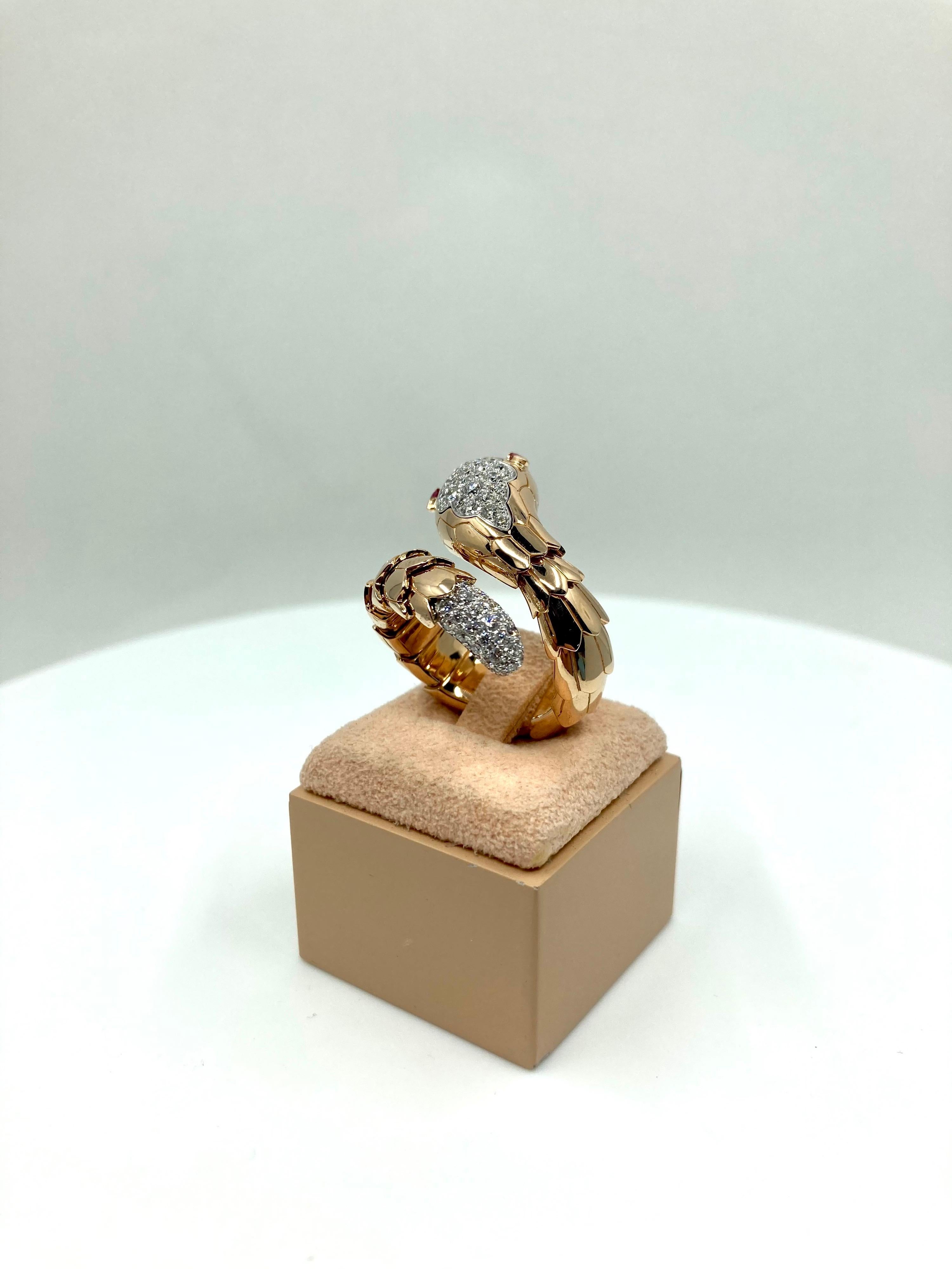 18 Karat Gold Rubies and Diamonds Italian Ring For Sale 3