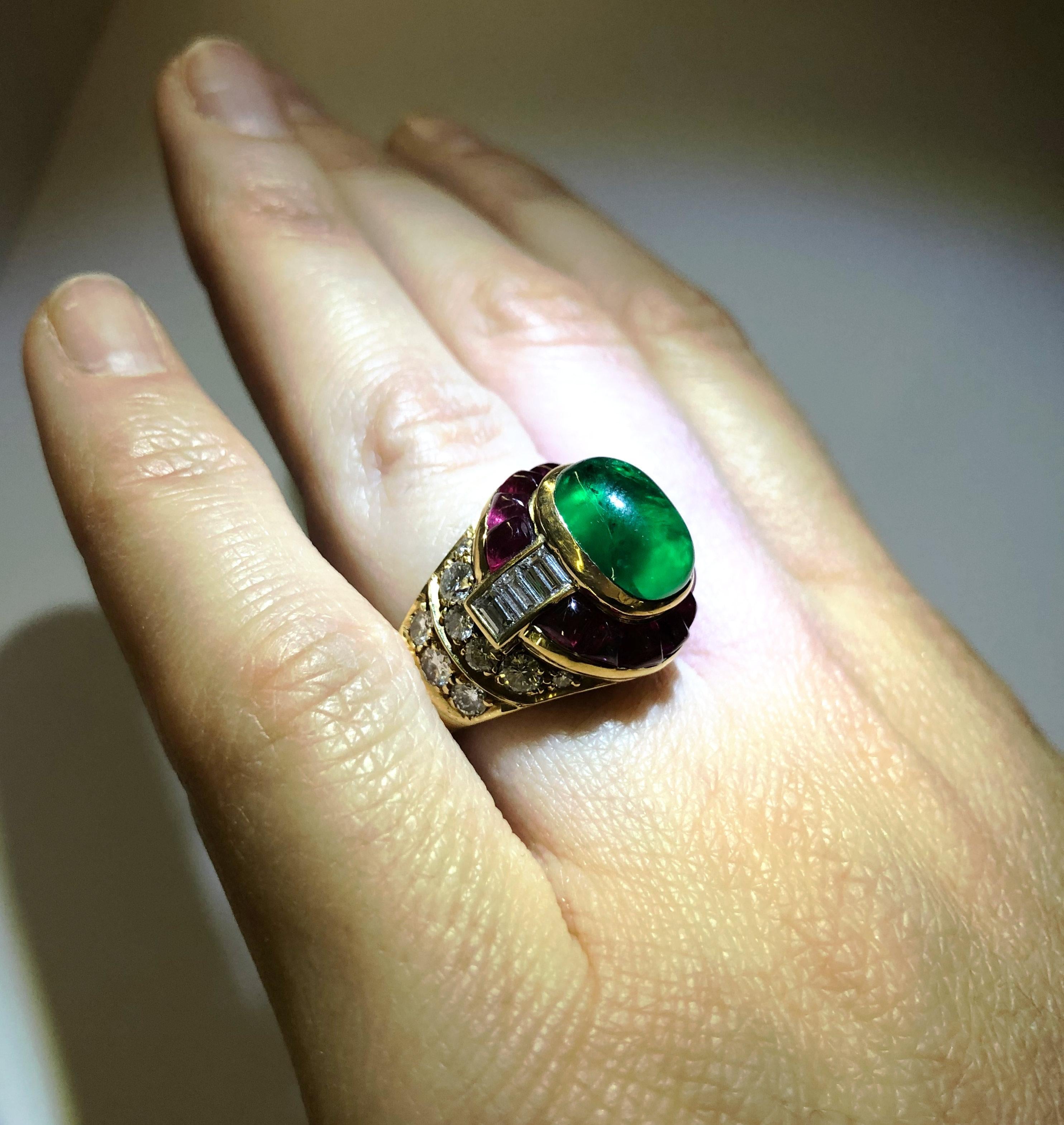 18 Karat Gold Ruby Emerald and Diamond Ring For Sale 3