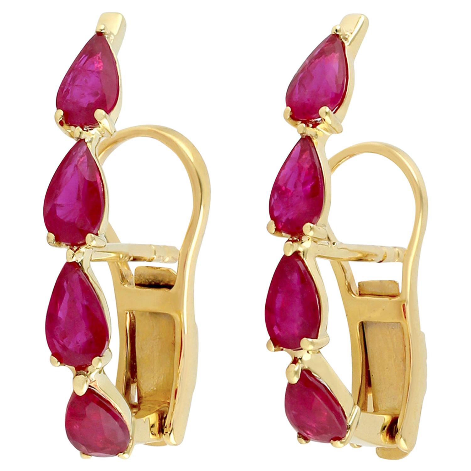 18 Karat Gold Ruby Stud Earrings For Sale