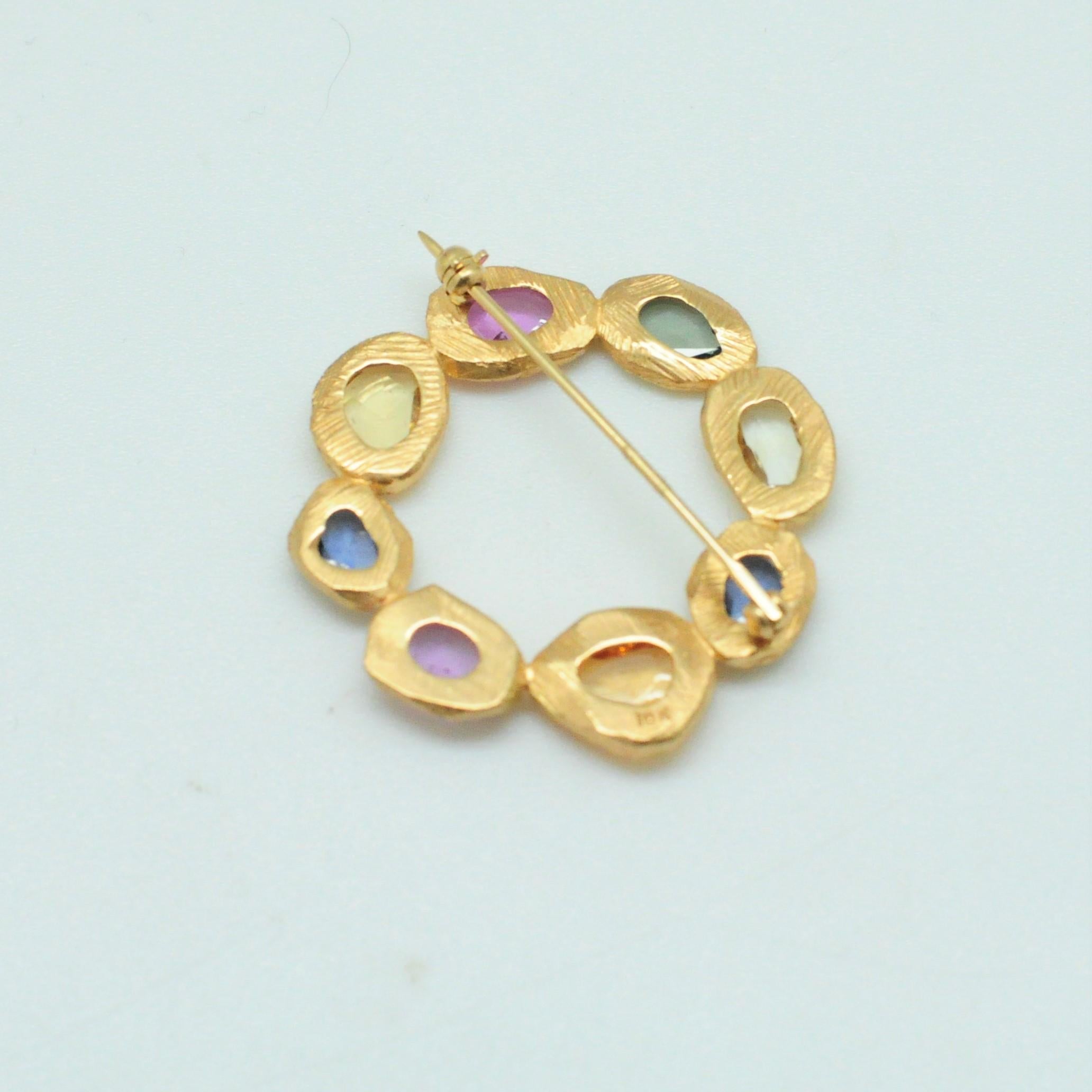 Artisan 18 Karat Gold Sapphire Circle Pin or Brooch