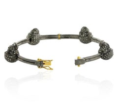 18 Karat Gold Skull Diamond Bracelet
