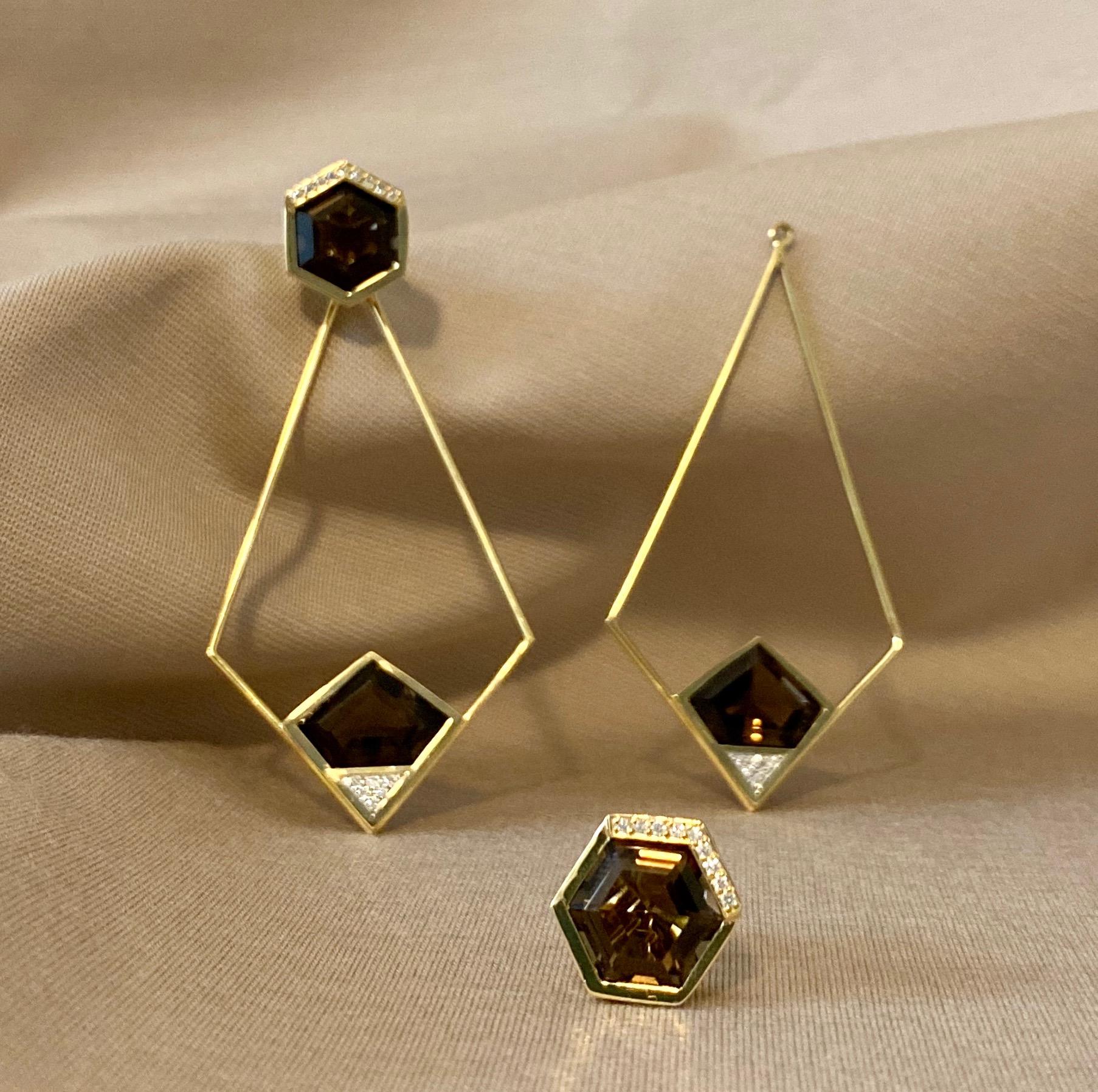 Contemporary 18 Karat Gold Smoky Quartz and 0.24 Carat Diamond Affinitá Earrings.Sustainable  For Sale