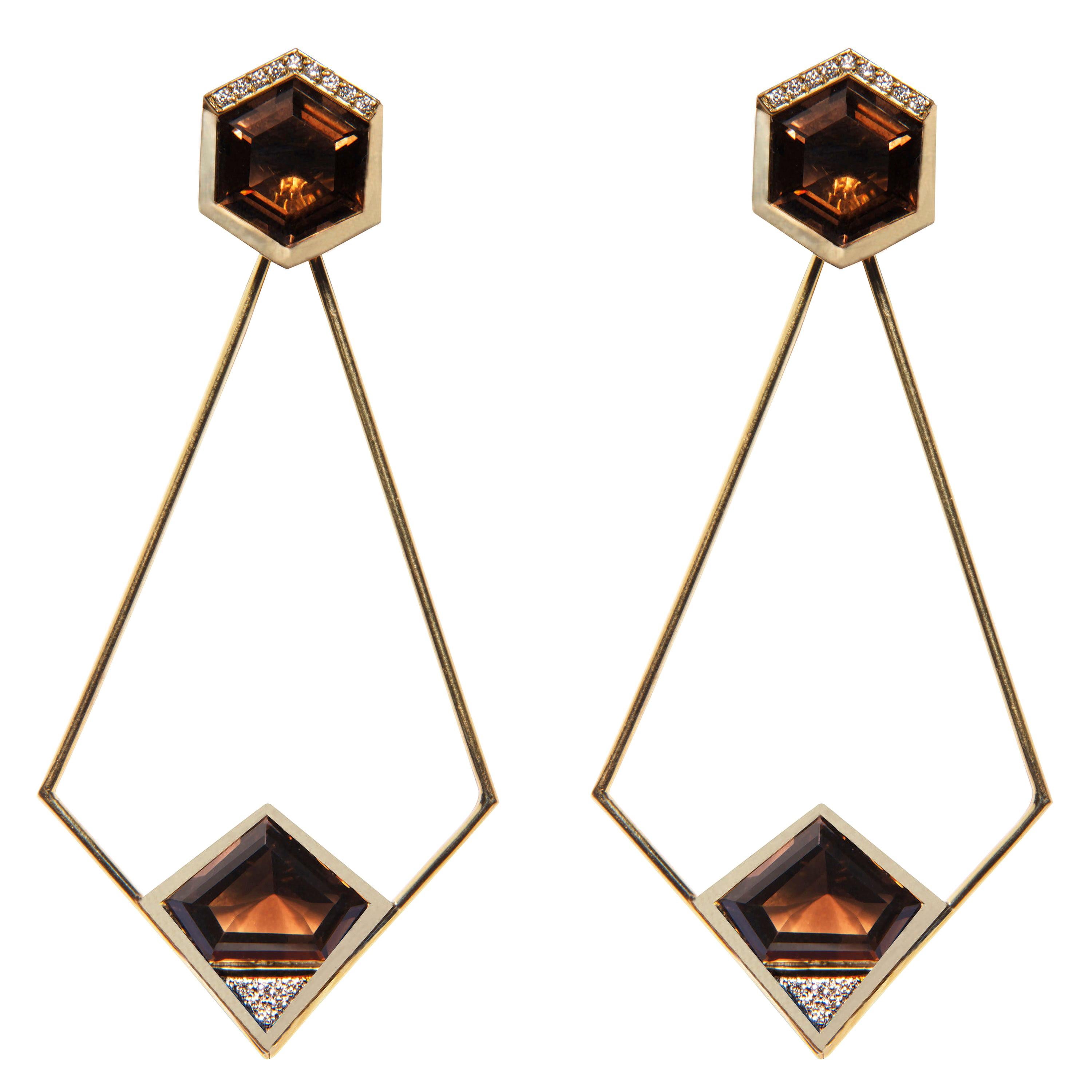 18 Karat Gold Smoky Quartz and 0.24 Carat Diamond Affinitá Earrings.Sustainable  For Sale