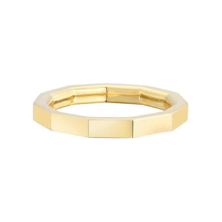 Gold hendecagon ring