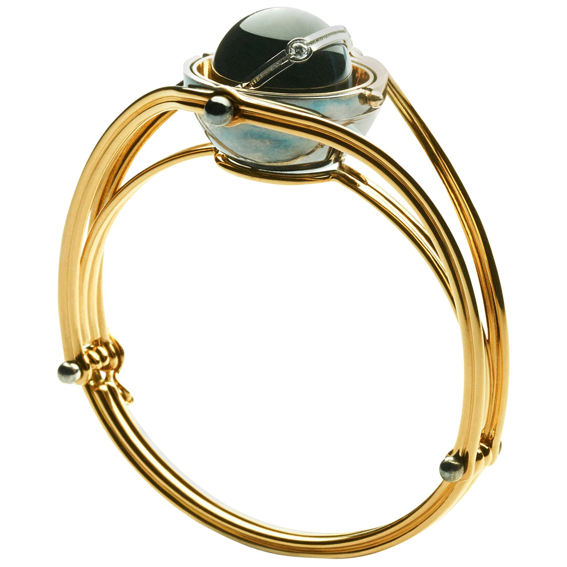 Onyx Diamonds Sphere Bracelet in 18k yellow gold by Elie Top