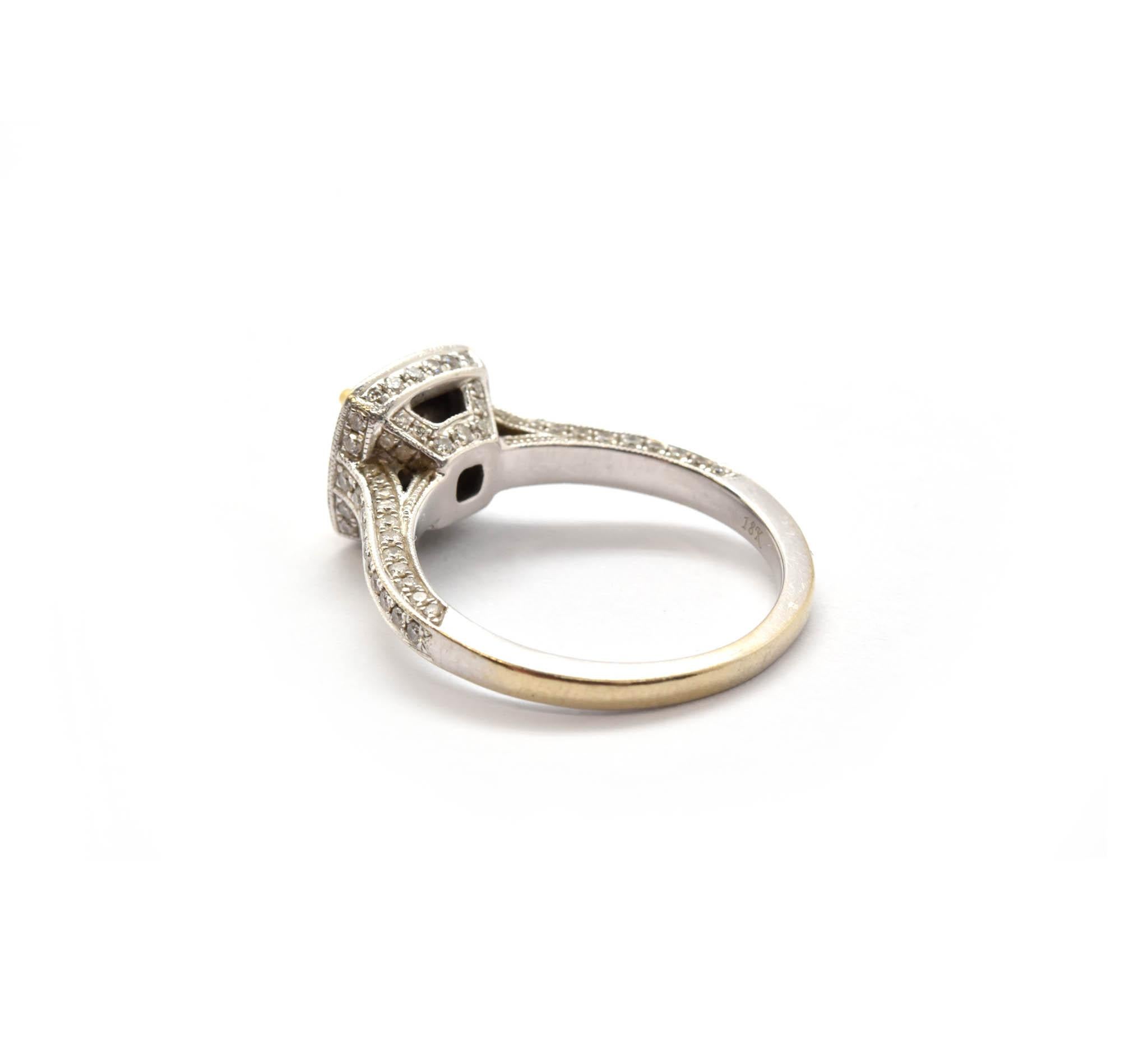 Bague de fiançailles en or 18 carats avec diamant jaune fantaisie carré brillant de 0,77 carat en vente 1
