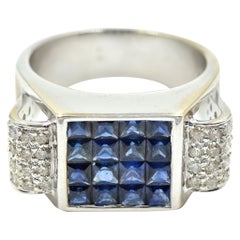 18 Karat Gold Square Cut 0.80 Carat Sapphire with Round Diamonds Fashion Ring