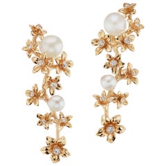 18 Karat Gold Star Jasmine Vine Earrings with Diamond and Freshwater Pearl