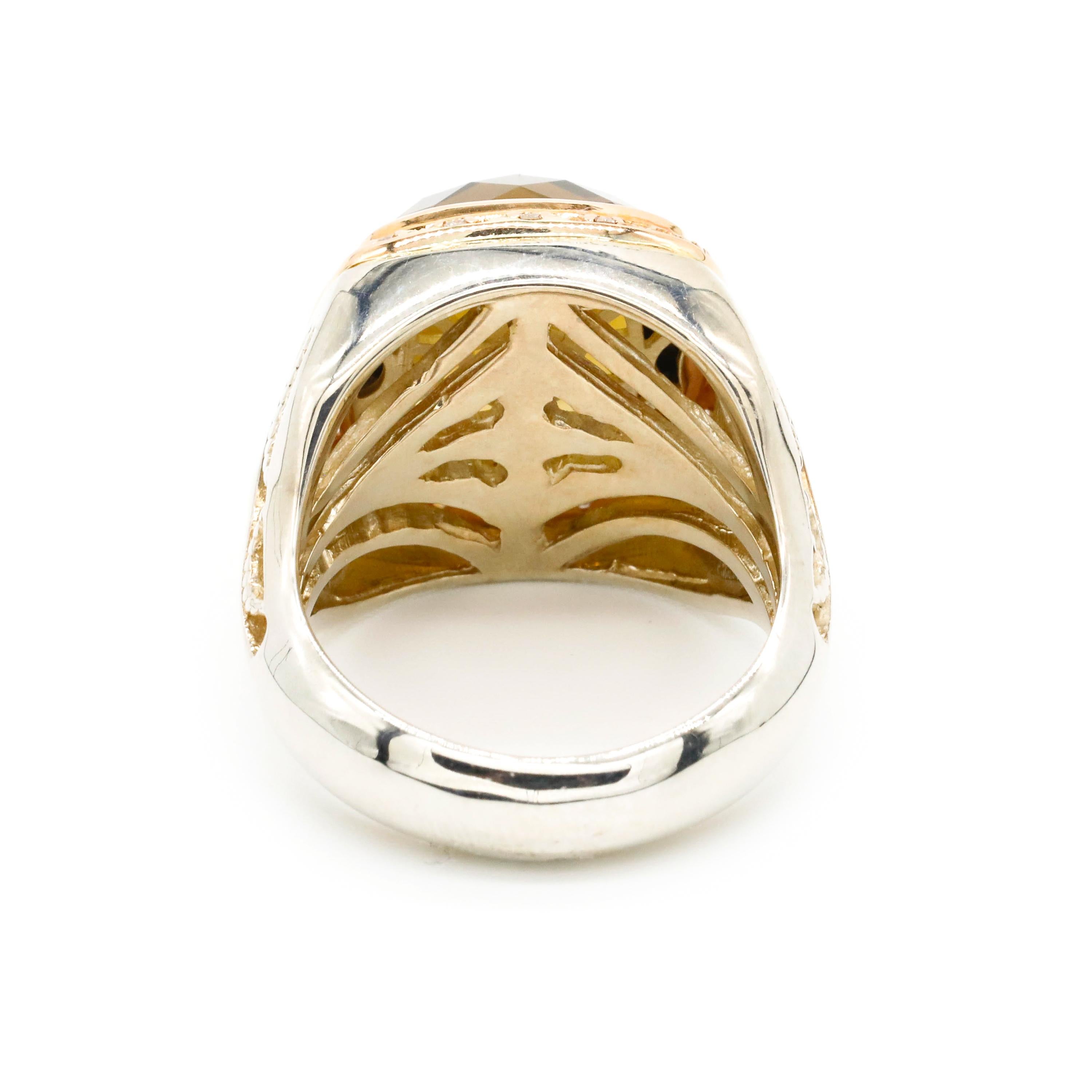 Modern 18 Karat Gold Sterling Silver 0.20 Carat Diamond Pave Quartz Cocktail Ring For Sale