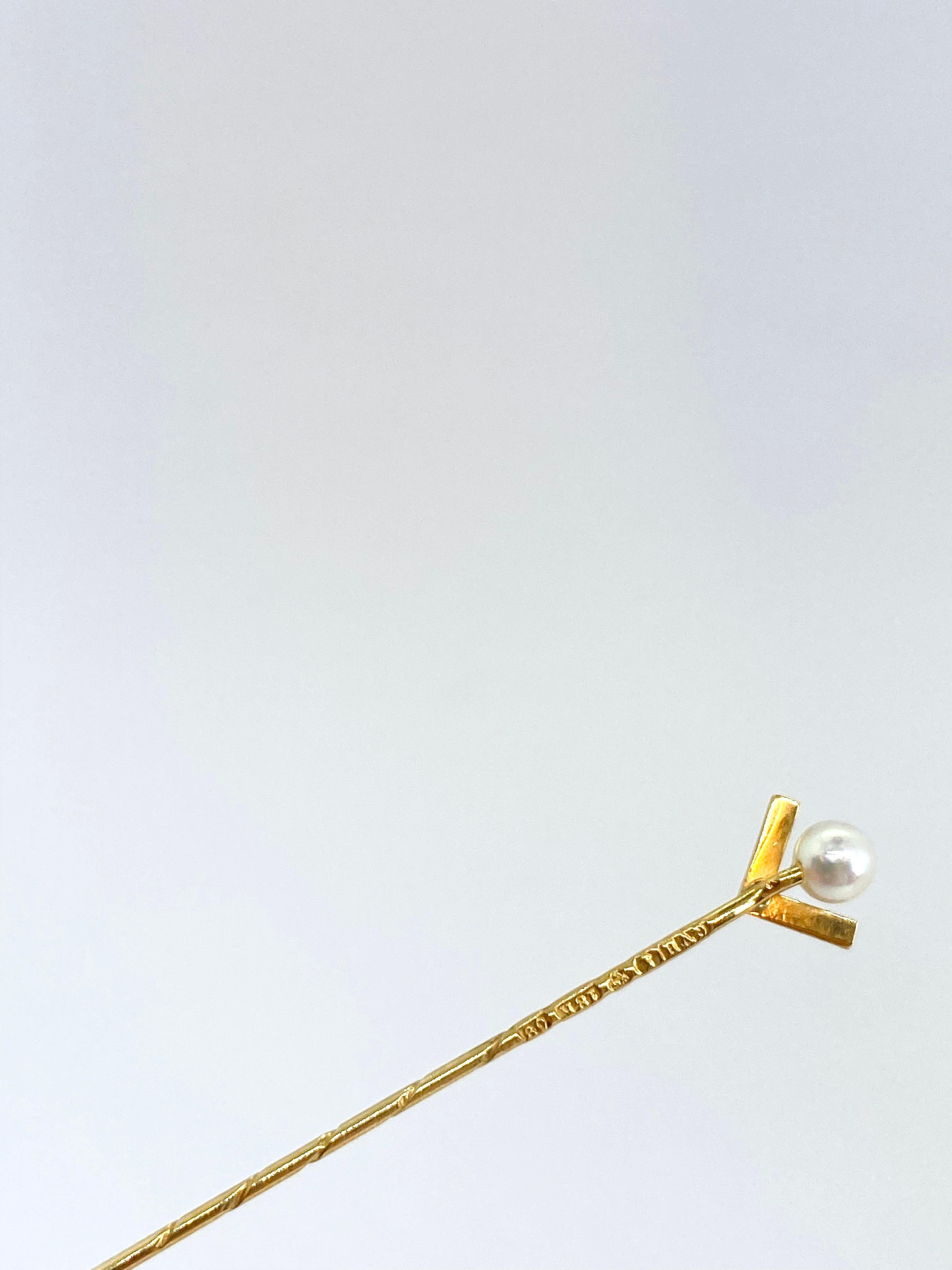 18 Karat Gold Stickpin and Pearl
Made in Sweden.
Stamp GVH, O9, 18K, Three Crowns