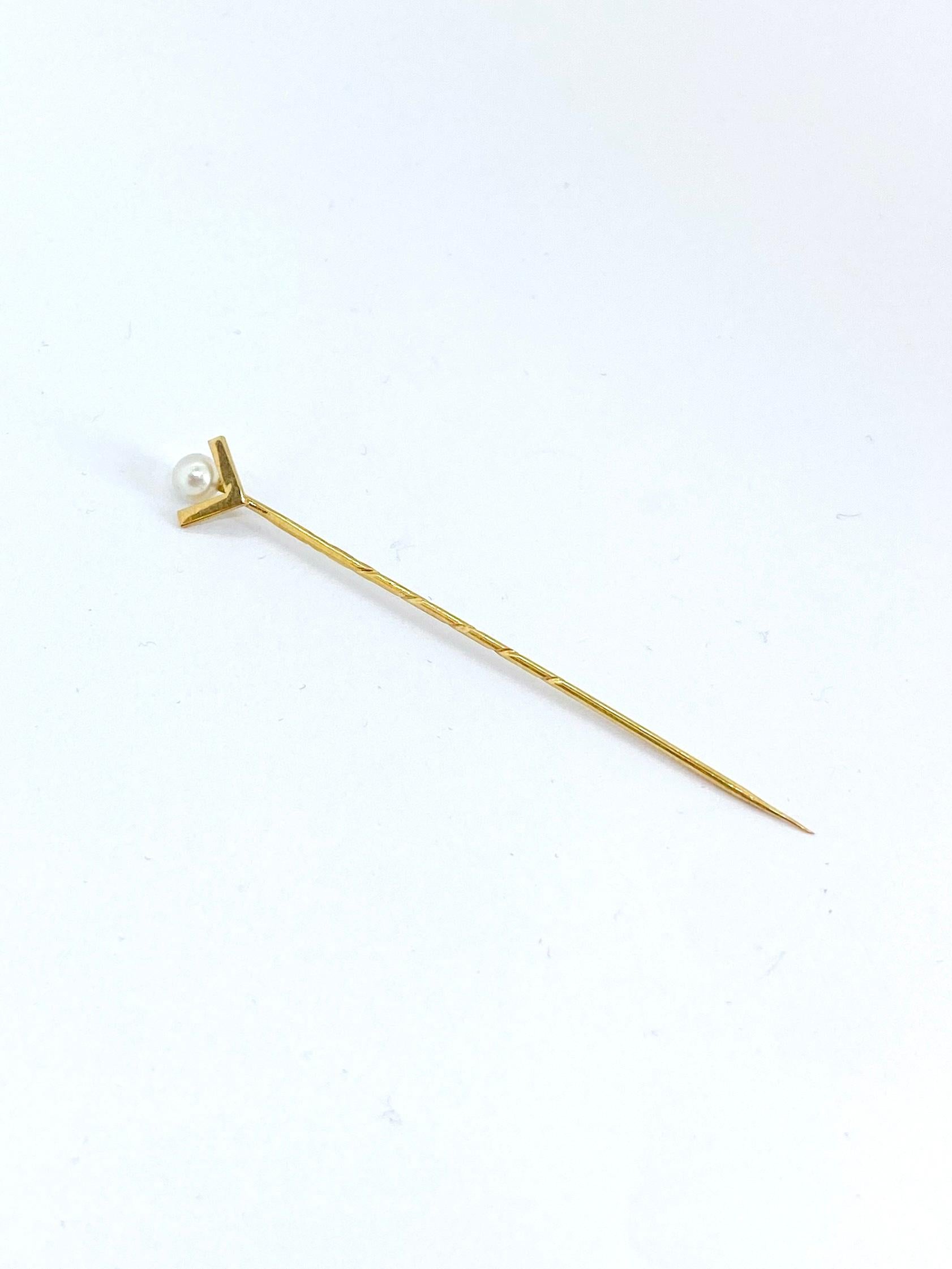 18 Karat Gold Stickpin and Pearl In Good Condition For Sale In Orimattila, FI