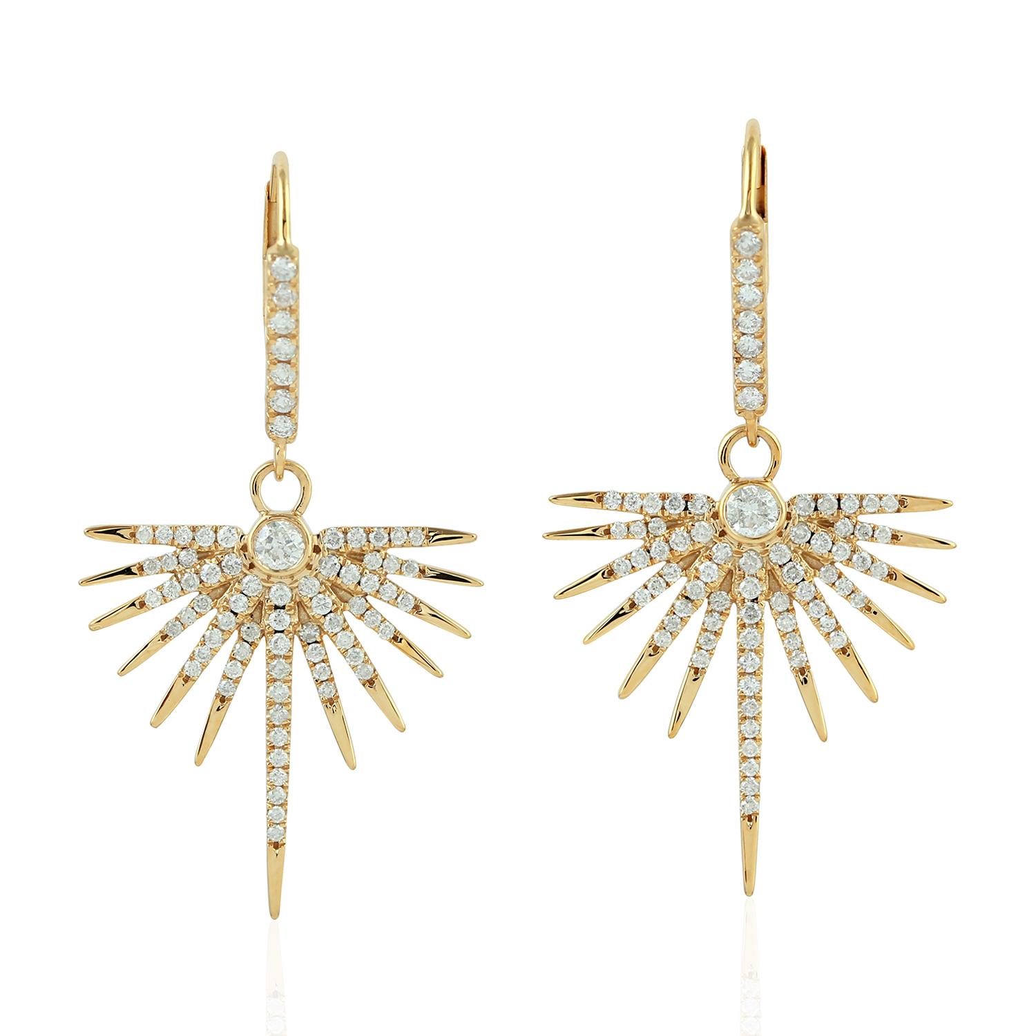 Women's 18 Karat Gold Sun Diamond Stud Earrings For Sale