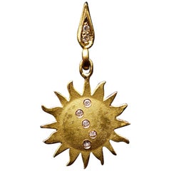 18 Karat Gold Sun Earring, Small with Top Wesselton VVS Diamonds
