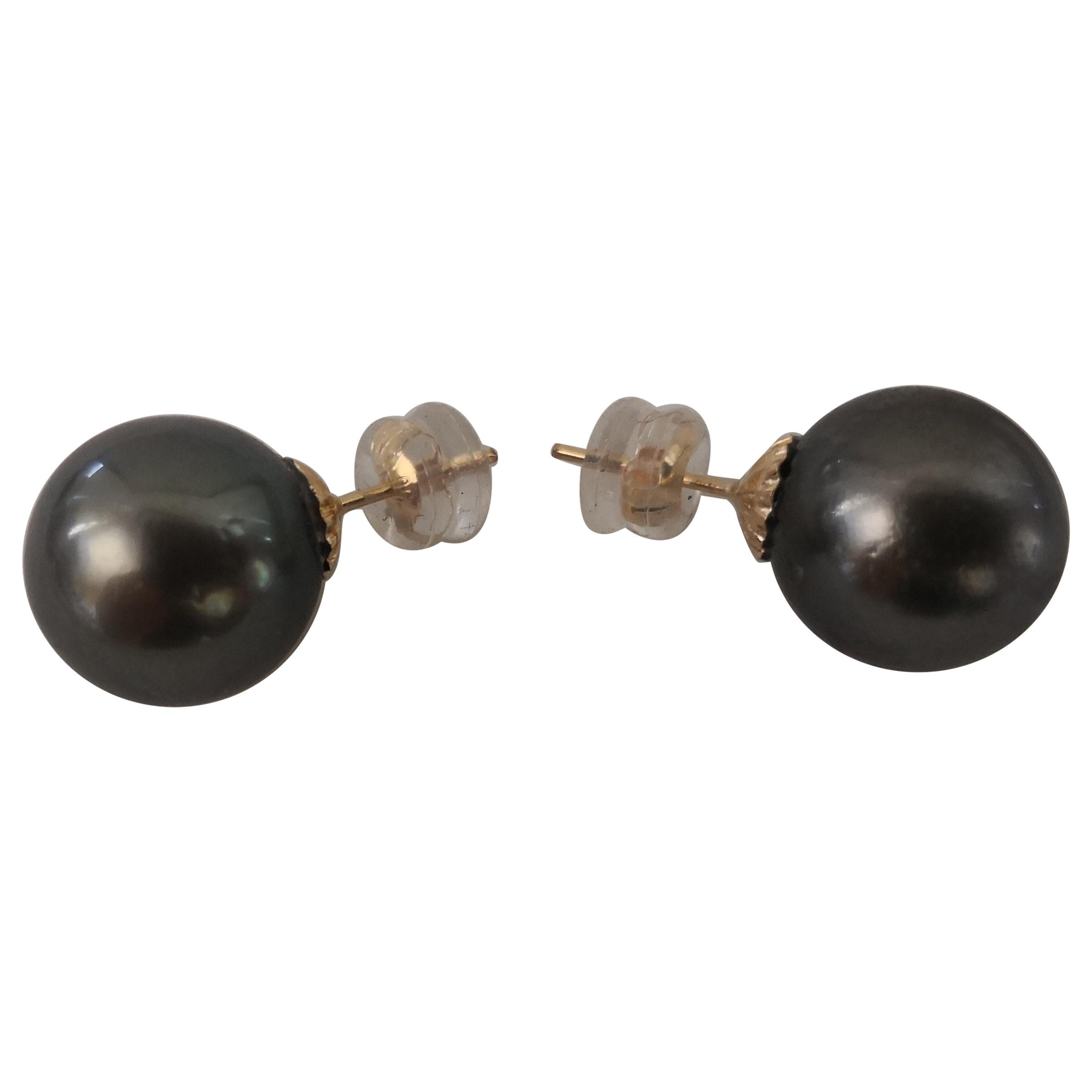 18 Karat Gold Tahiti Pearls Round Dark Natural Colour AAA Quality For Sale
