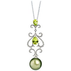 18 Karat Gold Tahitian Pearl Pendant Necklace with Diamonds and Peridots