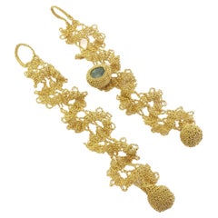 Bracciali all'uncinetto con filo d'oro 18 carati con acquamarina a forma di pera lattea