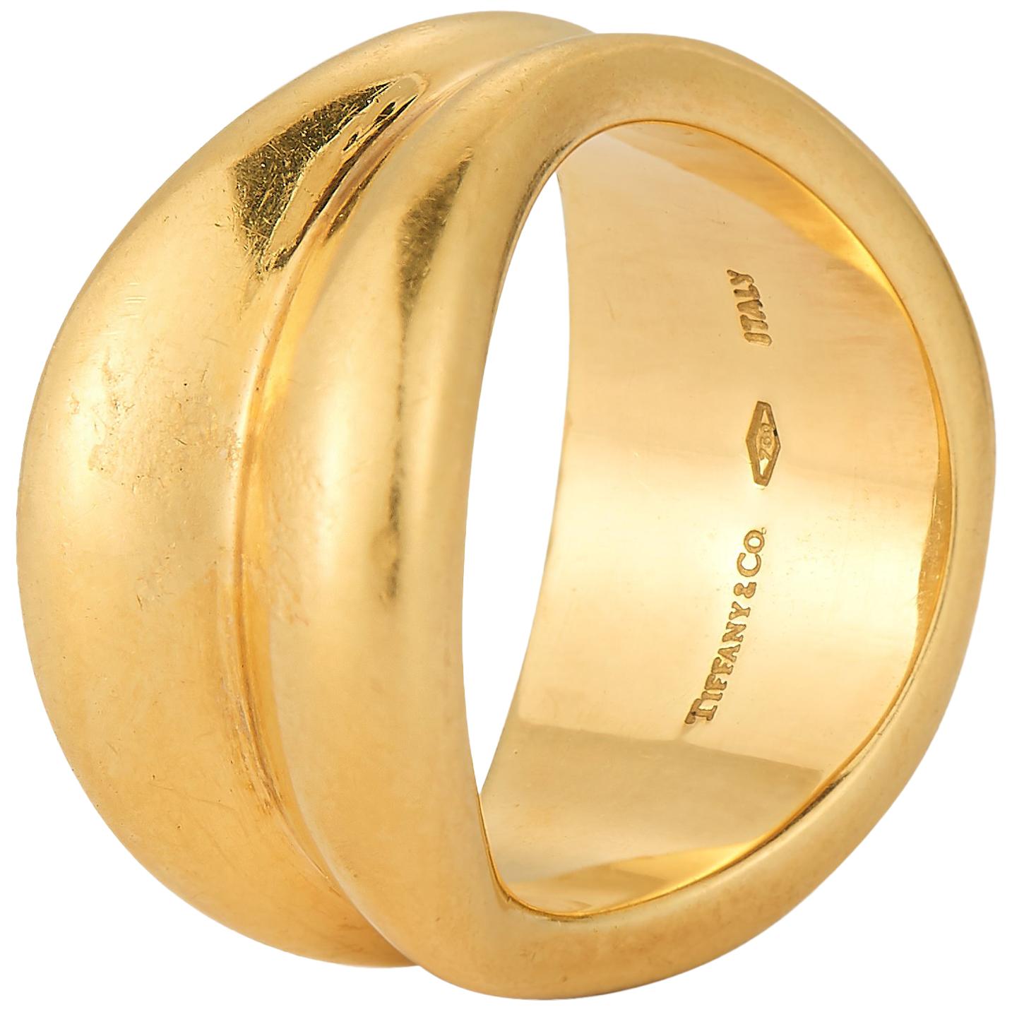 18 Karat Gold Tiffany & Co. Wave Ring For Sale