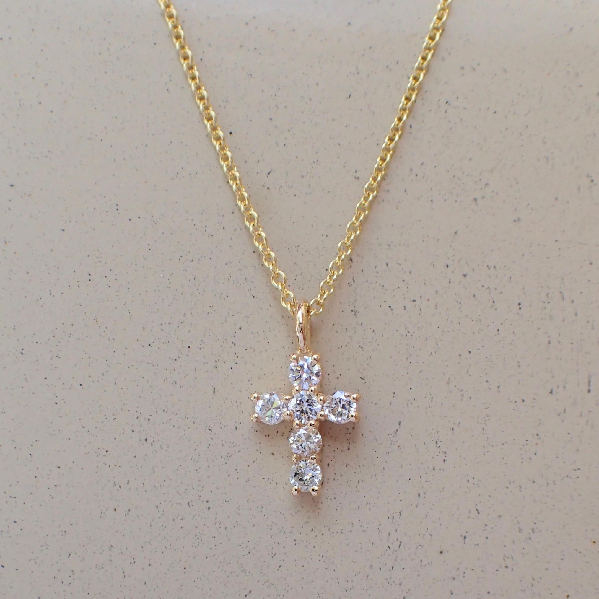 Contemporary 18 Karat Gold Tiny Cross with 0.30 Carat of Diamond Hangs on Chain