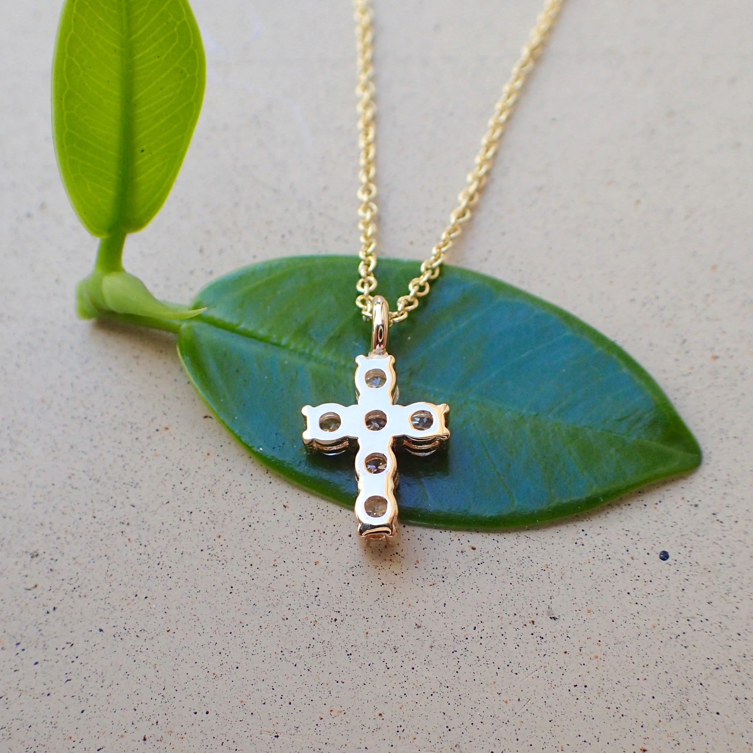 Women's 18 Karat Gold Tiny Cross with 0.30 Carat of Diamond Hangs on Chain