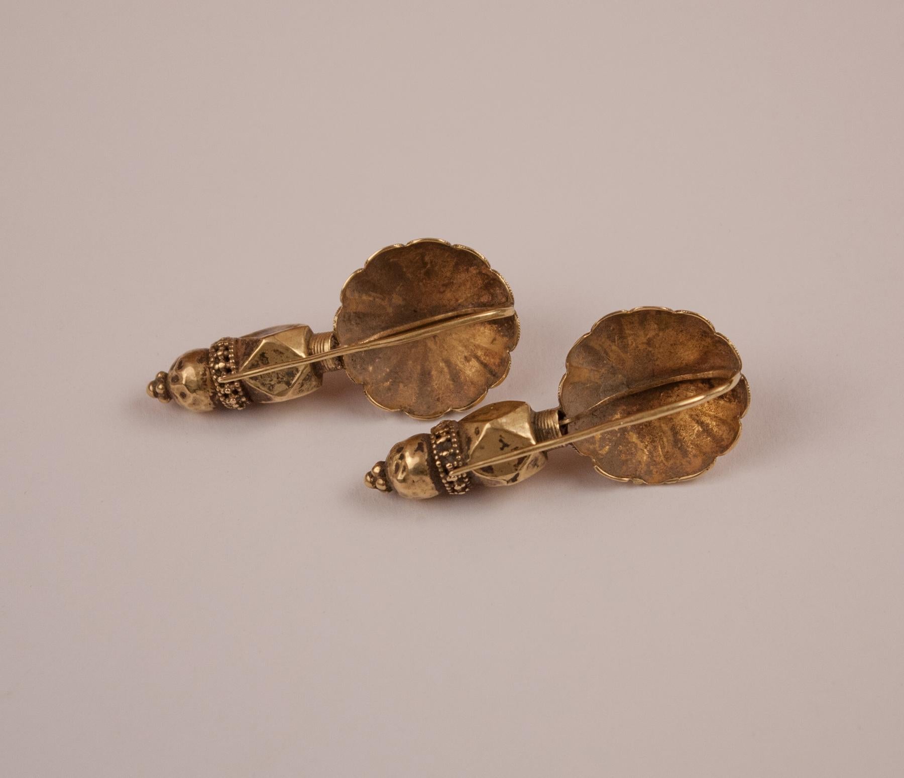 18 Karat Gold Traditional Earrings from Northern India In Good Condition For Sale In Heath, MA